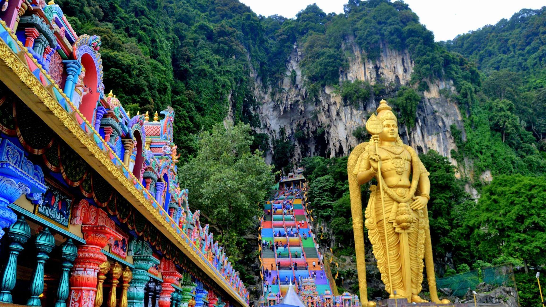 Kuala Lumpur: Putrajaya, Batu Caves & Genting Highlands Tour