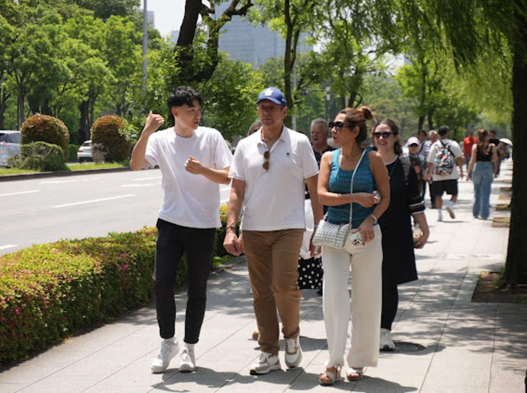 Tokyo: Imperial Palace and Shogun Walking Tour