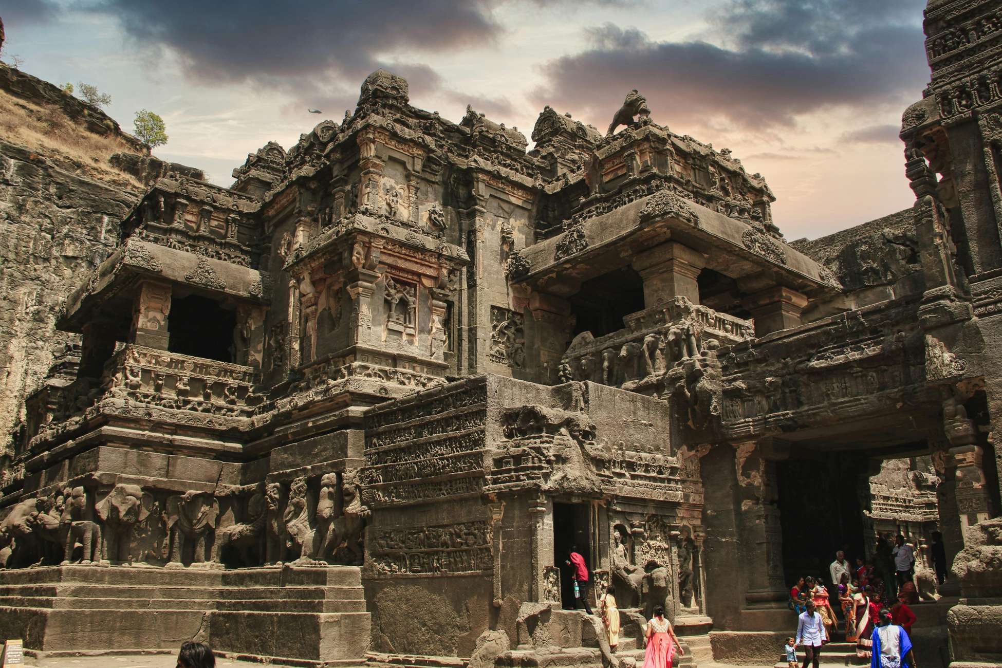 Ajanta and Ellora 2-Day Private Guided Tour from Aurangabad