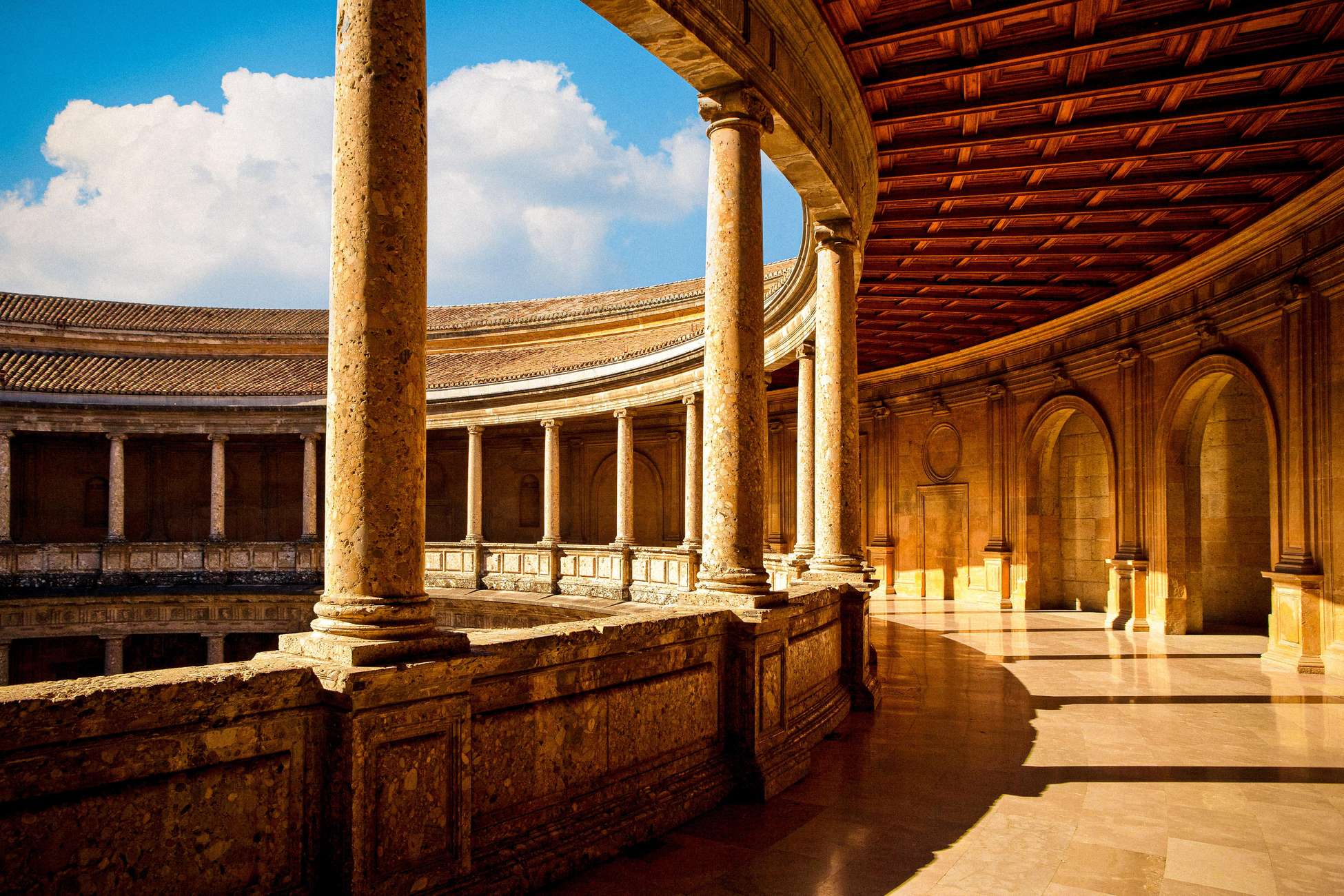 Granada: Alhambra, Generalife & Nasrid Palaces Guided Tour