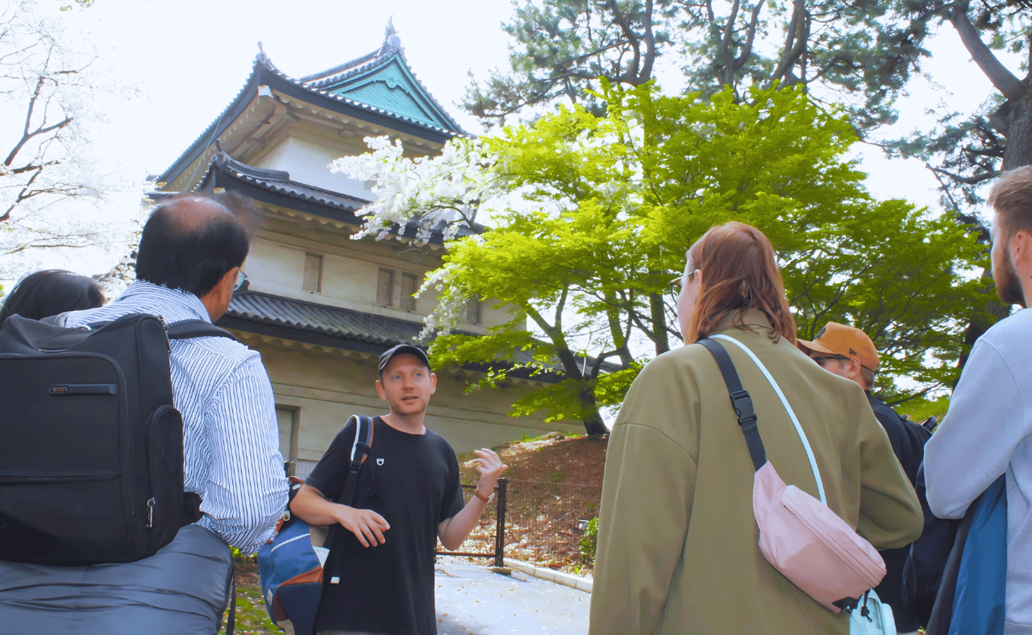 Tokyo: Imperial Palace Japanese History Walking Tour