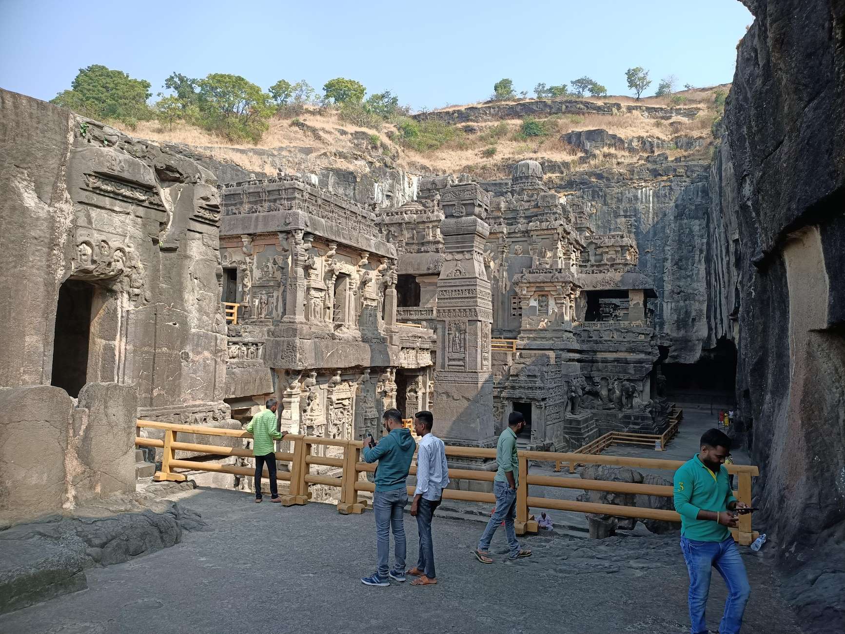 From Aurangabad: Ajanta & Ellora Day Tour with All Inclusion