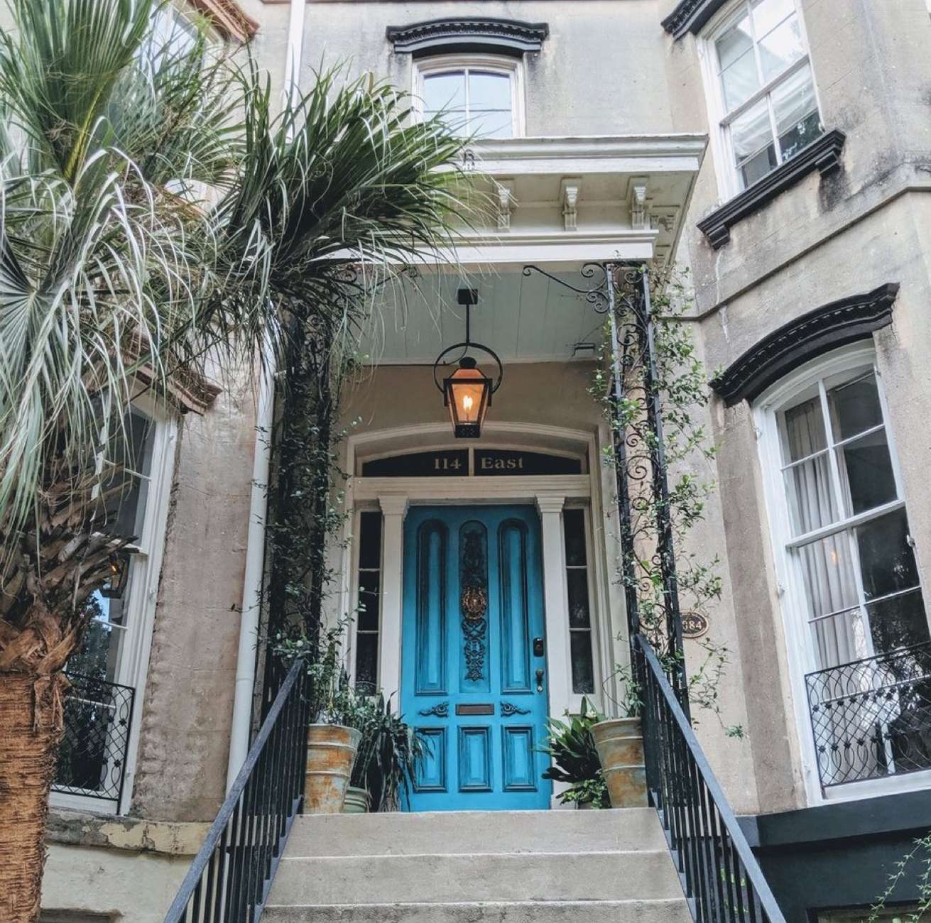 Savannah: Historic Districts & Bonaventure Private Tour