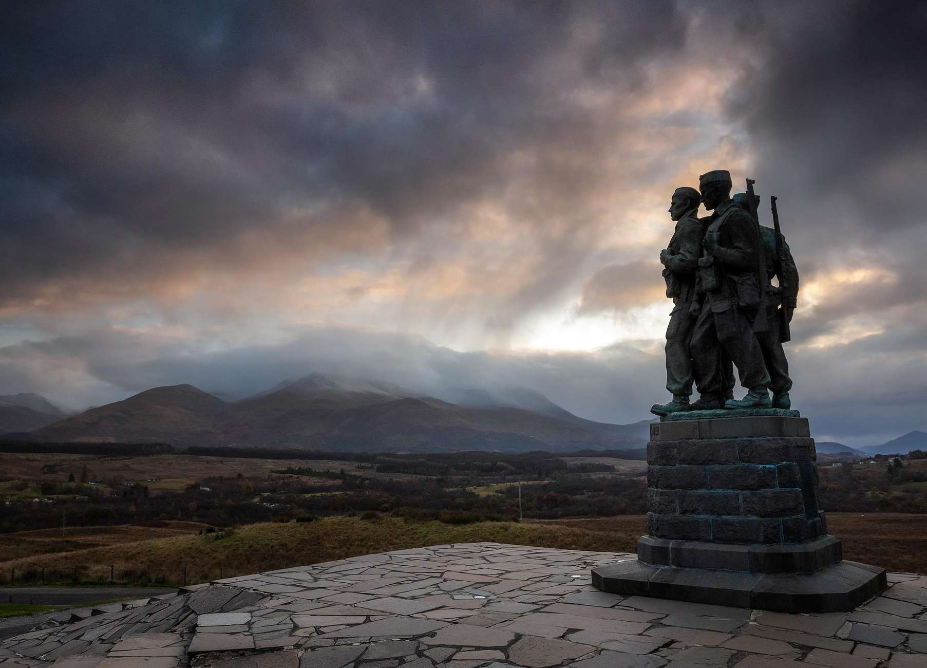 From Edinburgh: Loch Ness, Glencoe & Scottish Highlands Tour