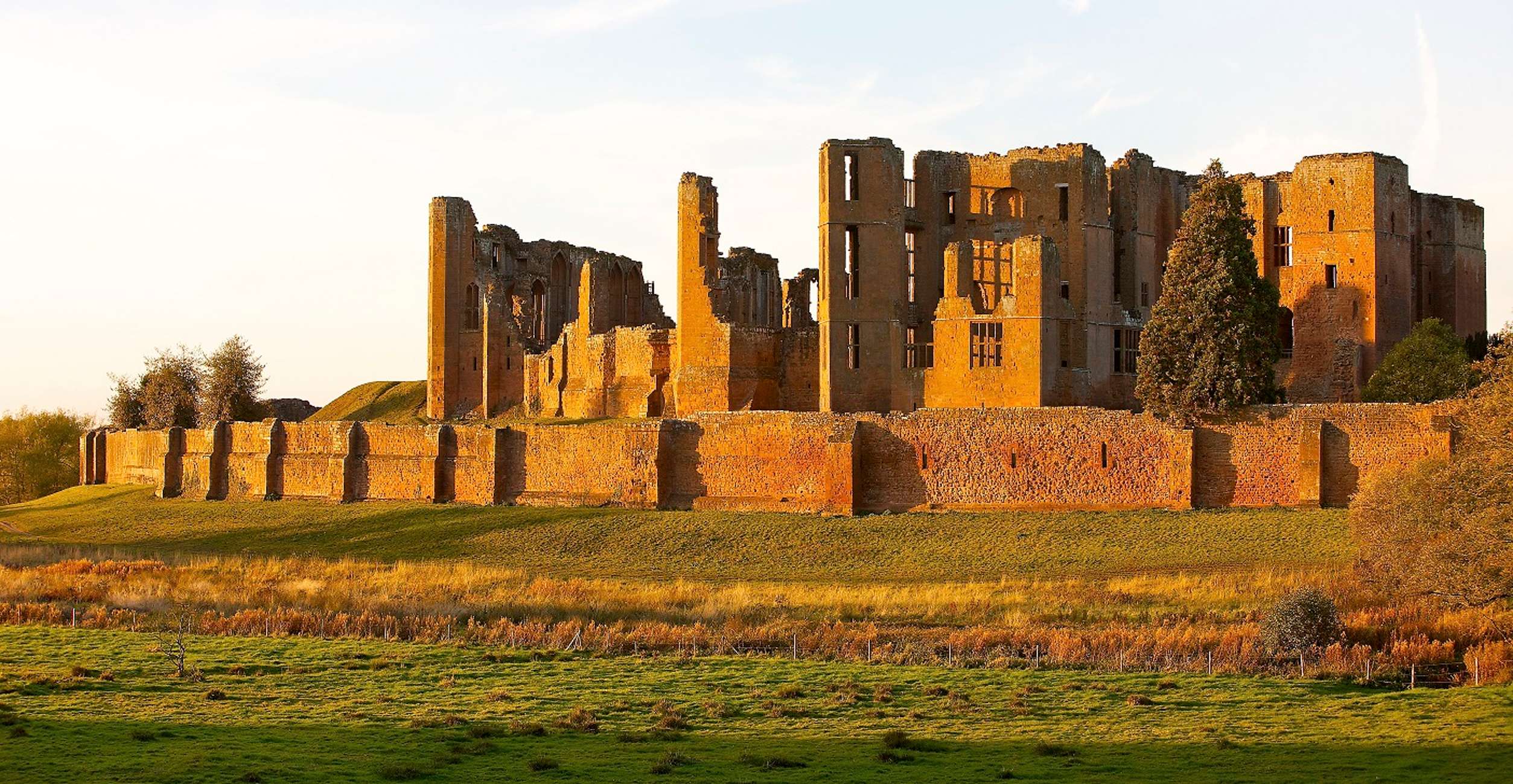 Kenilworth Castle and Elizabethan Garden Entry Ticket