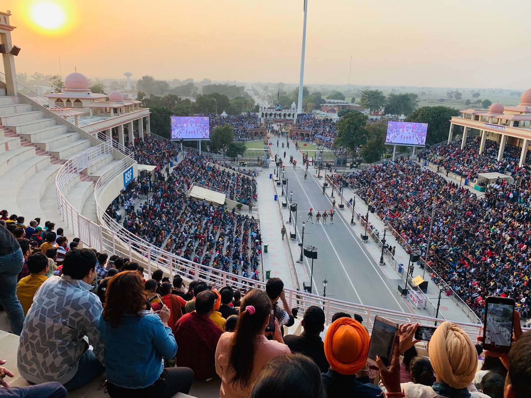 Amritsar : Golden Temple and Jallianwala Bagh Private Tour