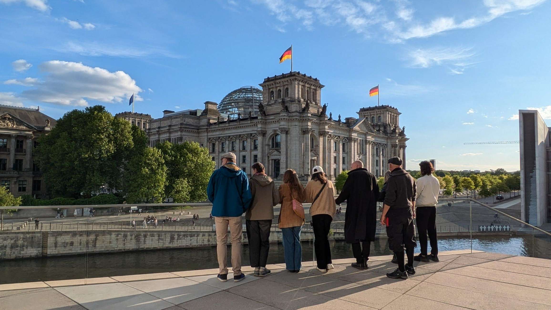 Berlin: Government District & Reichstag Hall Dome Visit