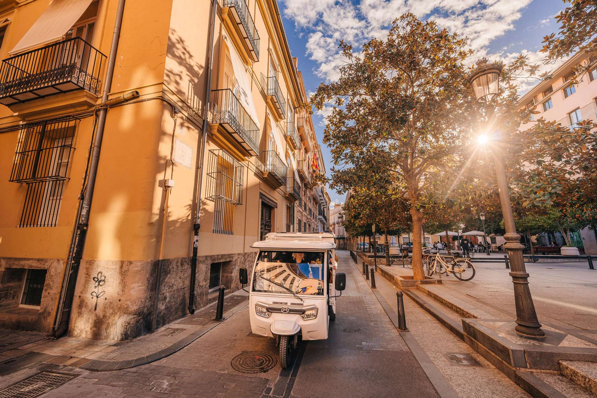 Valencia: 2-stündige geführte Tuk-Tuk-Tour zu den Höhepunkten der Stadt