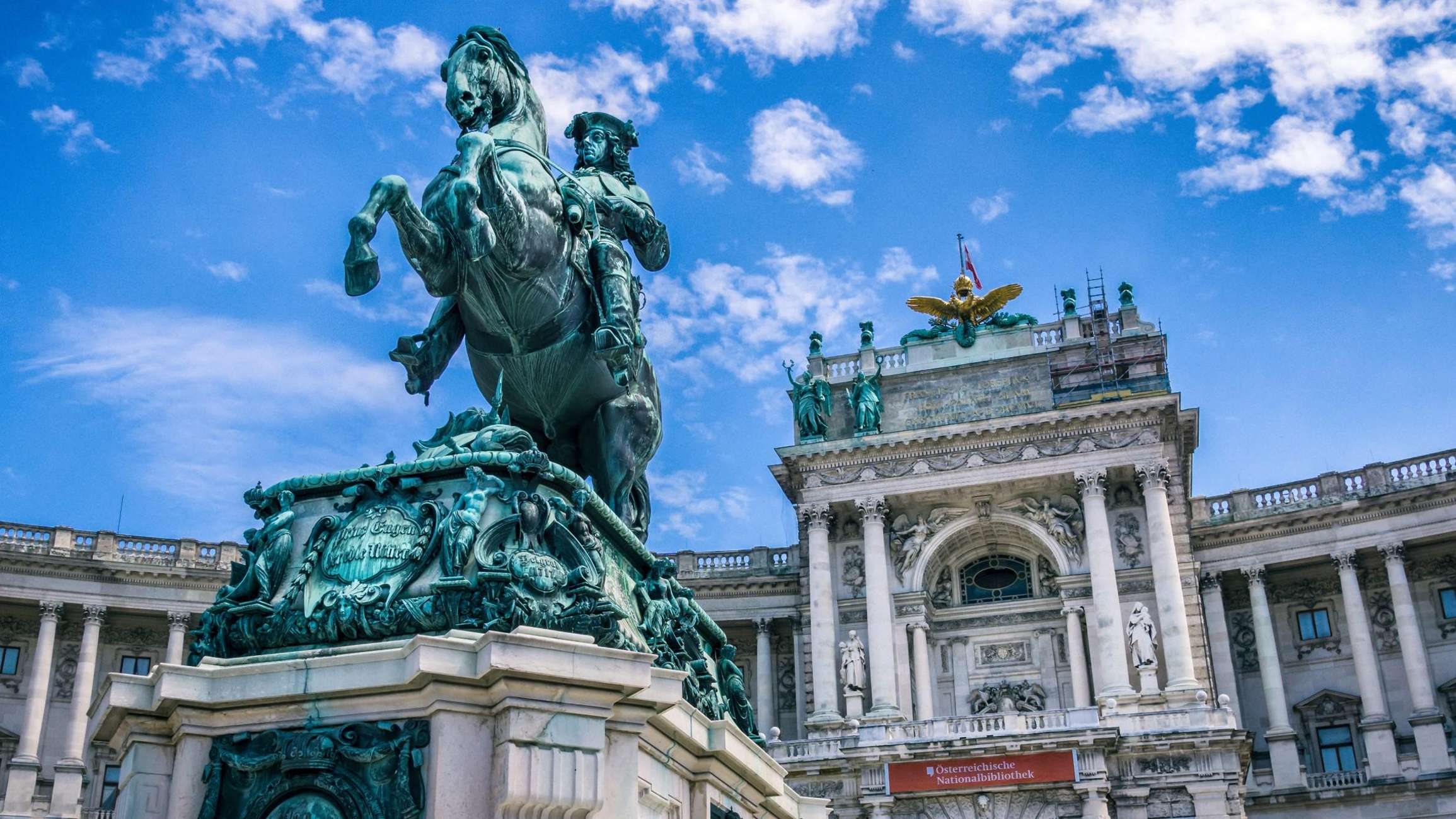 Vienna: Skip-the-Line Sisi Museum, Hofburg and Gardens Tour