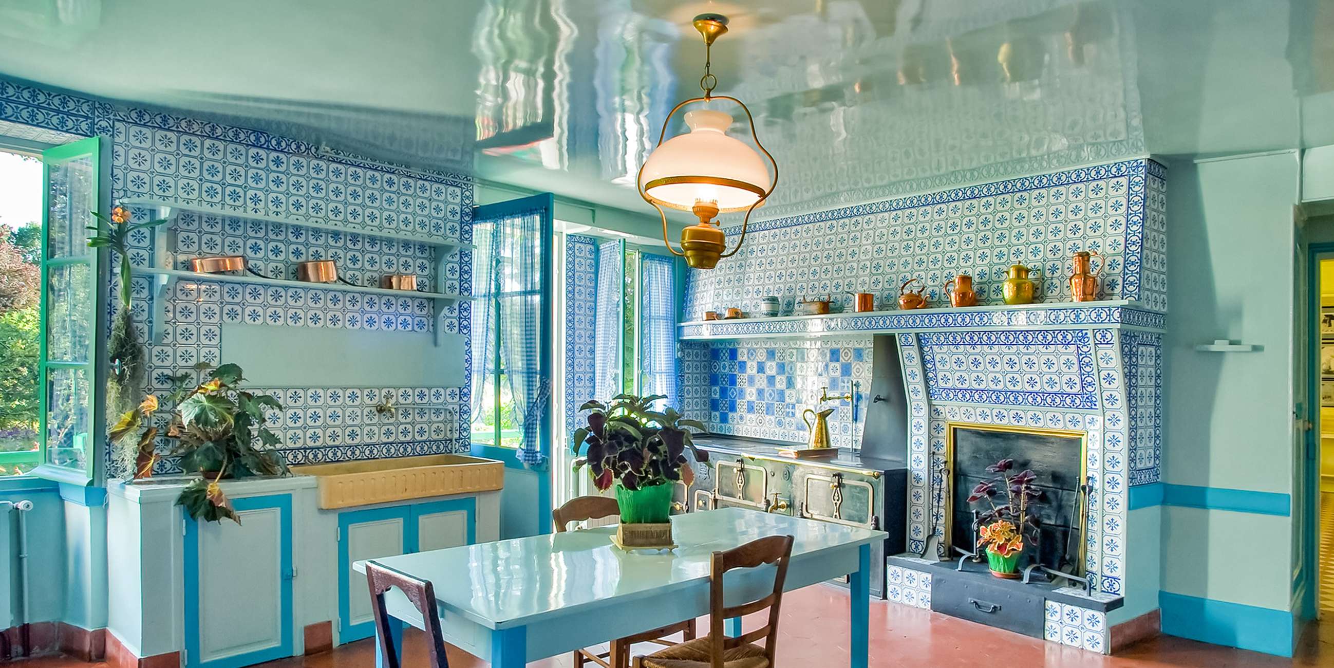 Giverny: Monet's House and Gardens Guided Tour