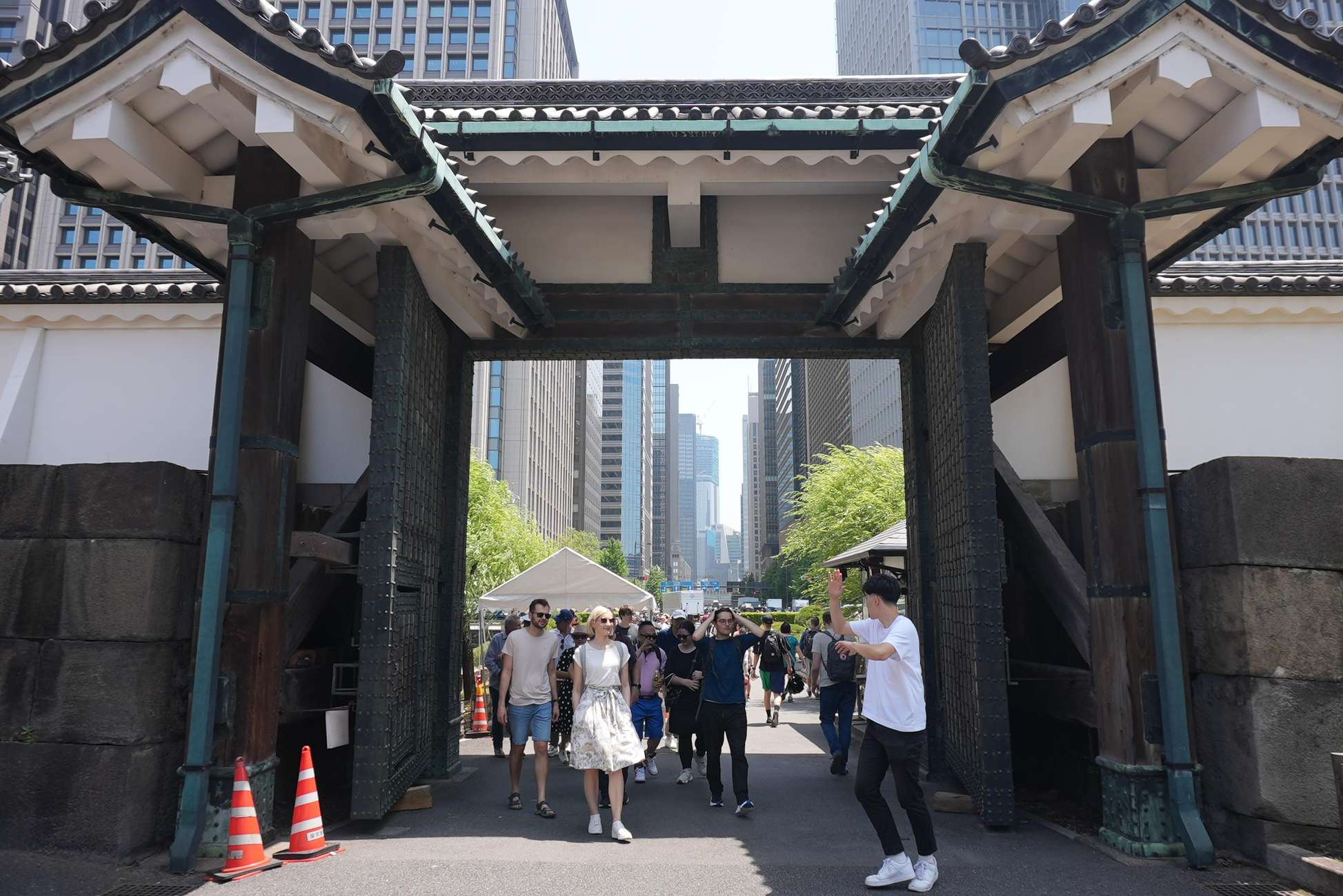 Tokyo: Imperial Palace and Shogun Walking Tour