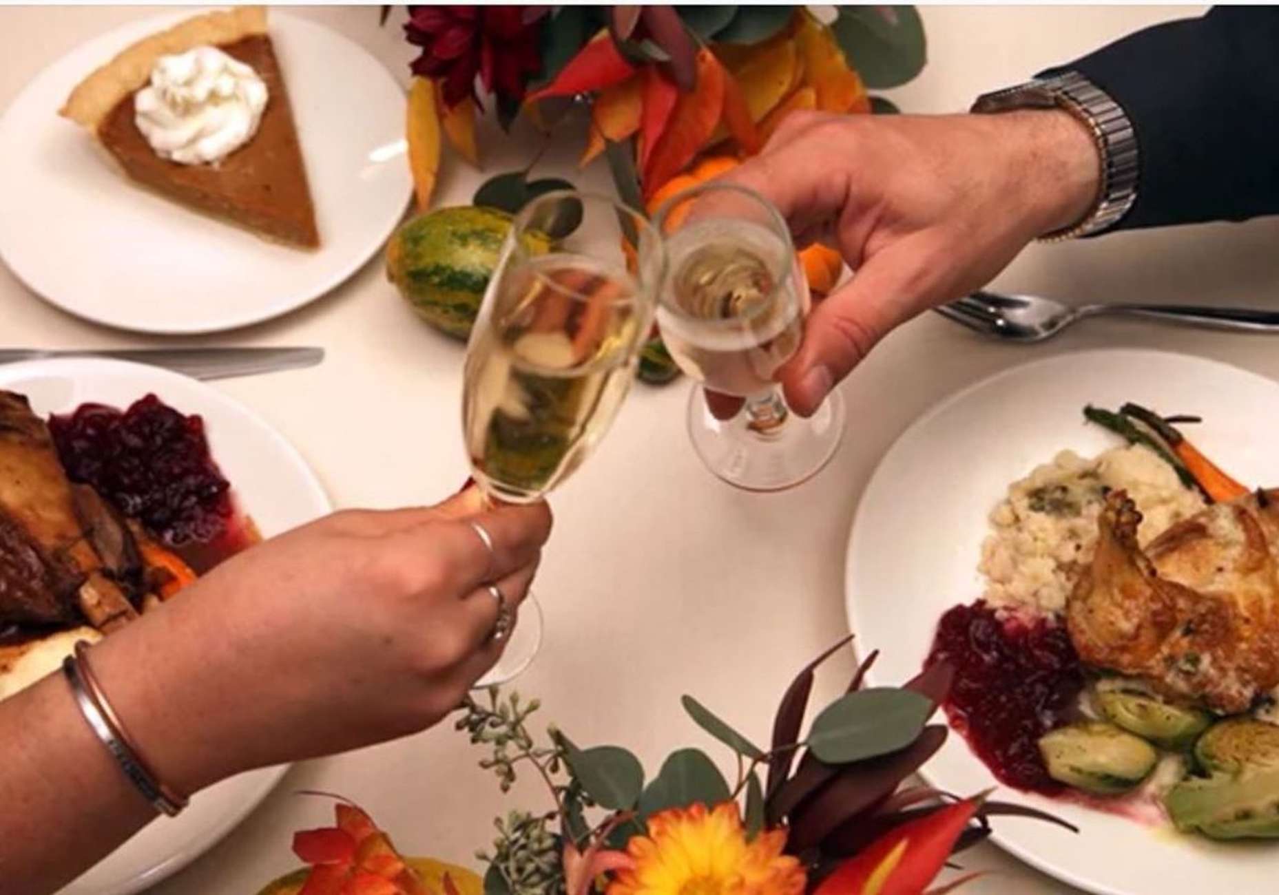 Baltimore: Christmas Day Gourmet Brunch or Dinner Cruise