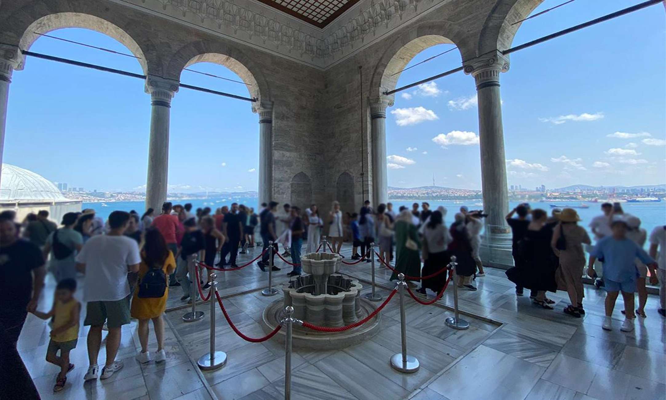 Topkapi Palace Express Tour with Harem Tickets