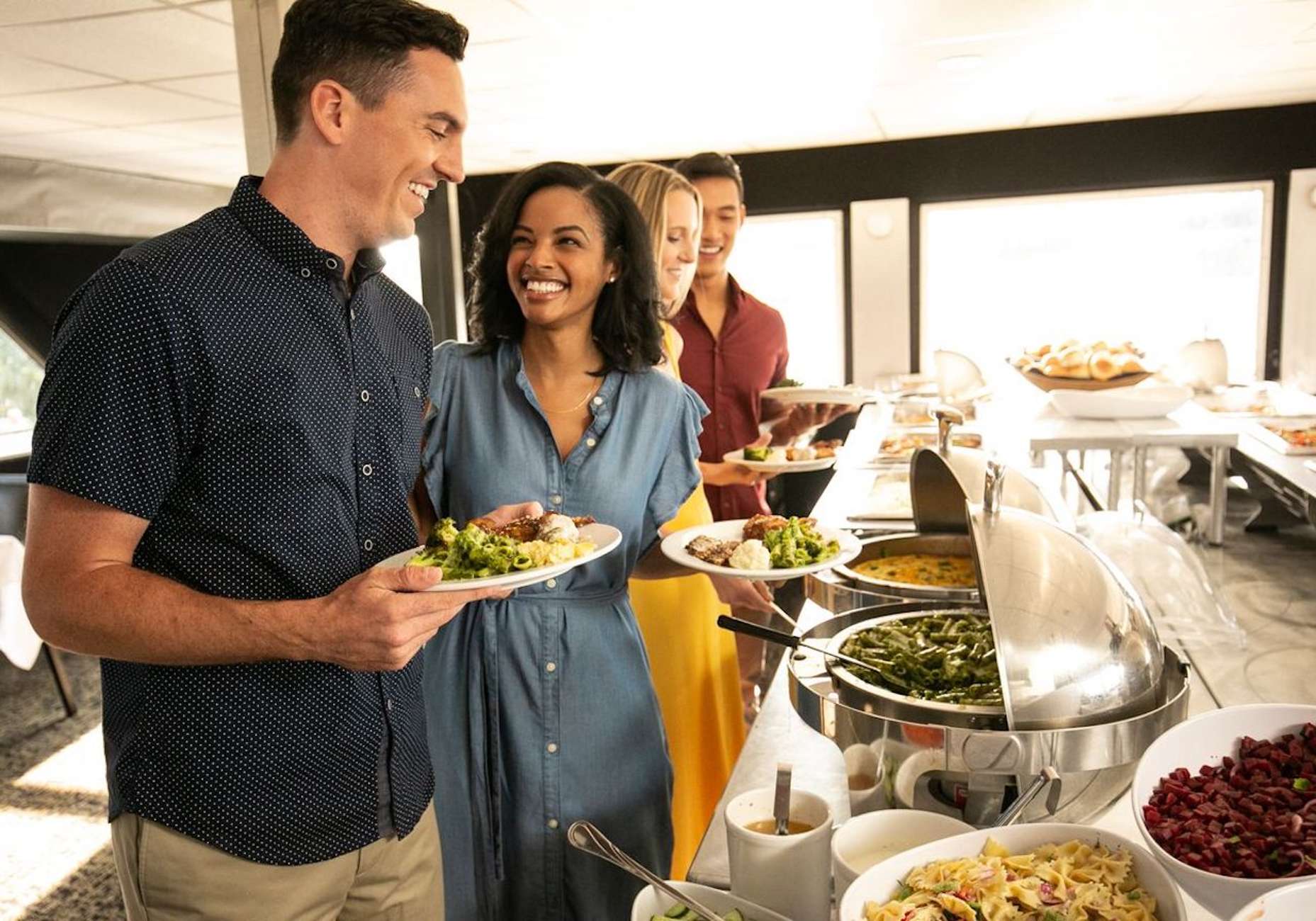 Baltimore: Christmas Day Gourmet Brunch or Dinner Cruise