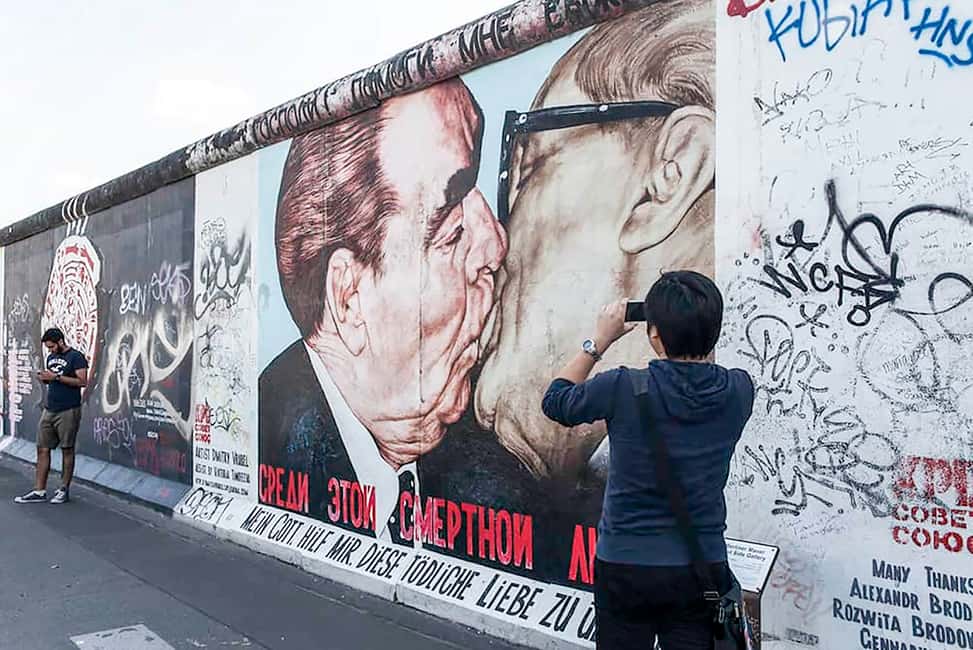 S*輩様 Berlin ベルリン ヴィンテージ特大ポスター 64cm×88cm ベルリン ウェルカムカード: ベルリン ゾーンの割引と交通 (AB