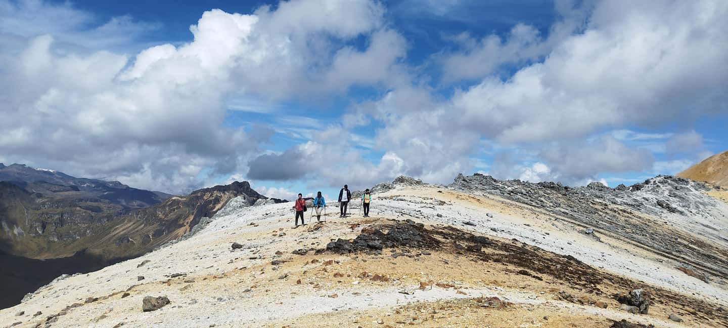 3 Days Trekking Central Cordillera and Paramillo del Quindio | GetYourGuide, image size:1440x648