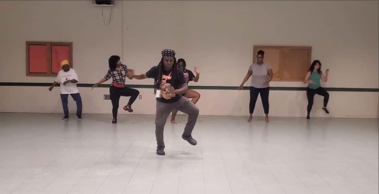 春谷：传统西非舞蹈课程| GetYourGuide, image size:1265x650