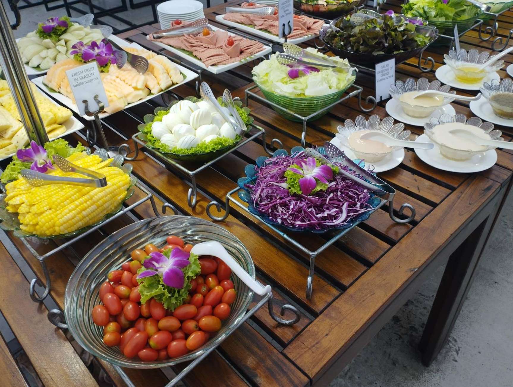 Food on White Orchid River Cruise