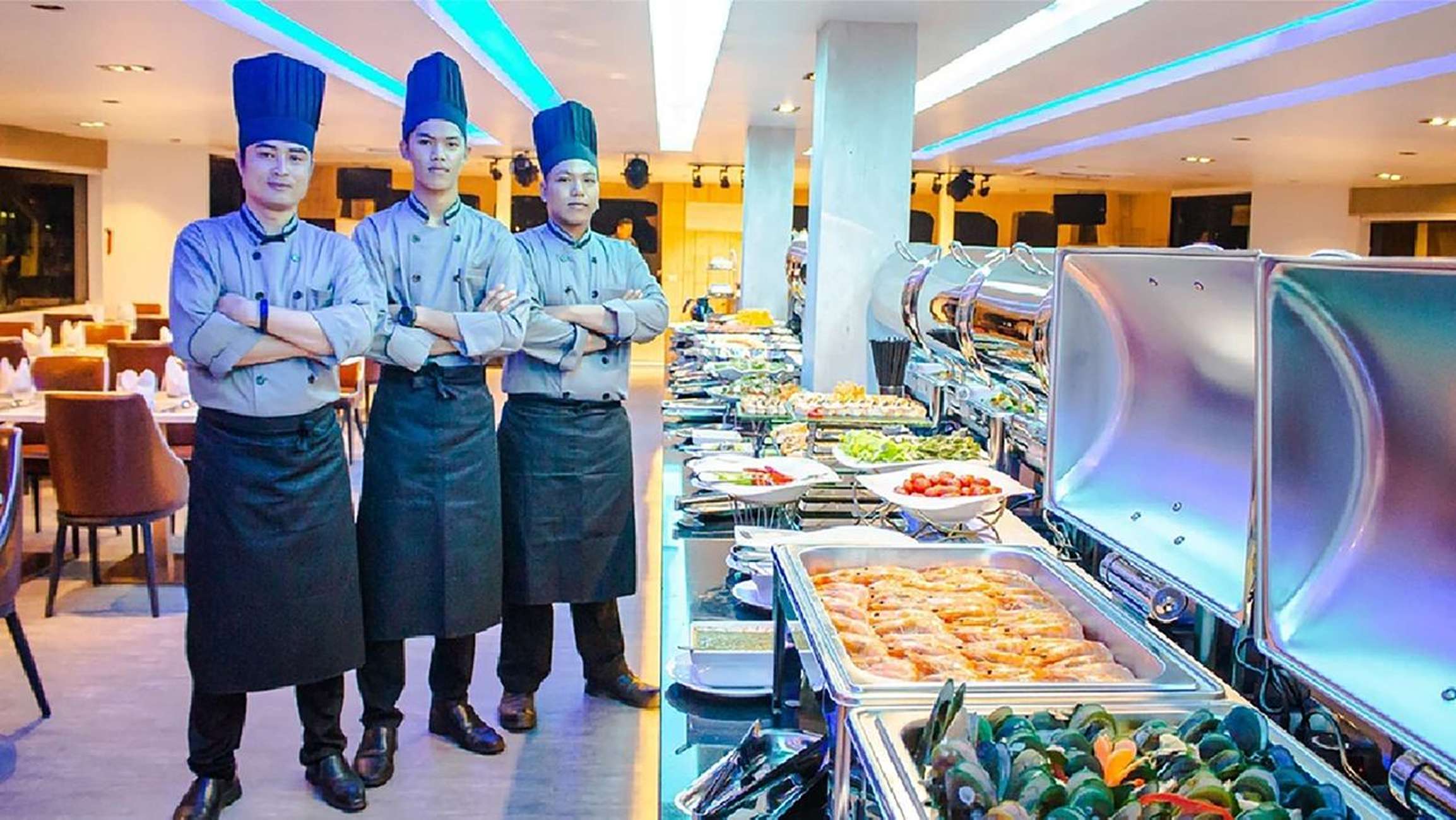 Food at The Planet Cruise