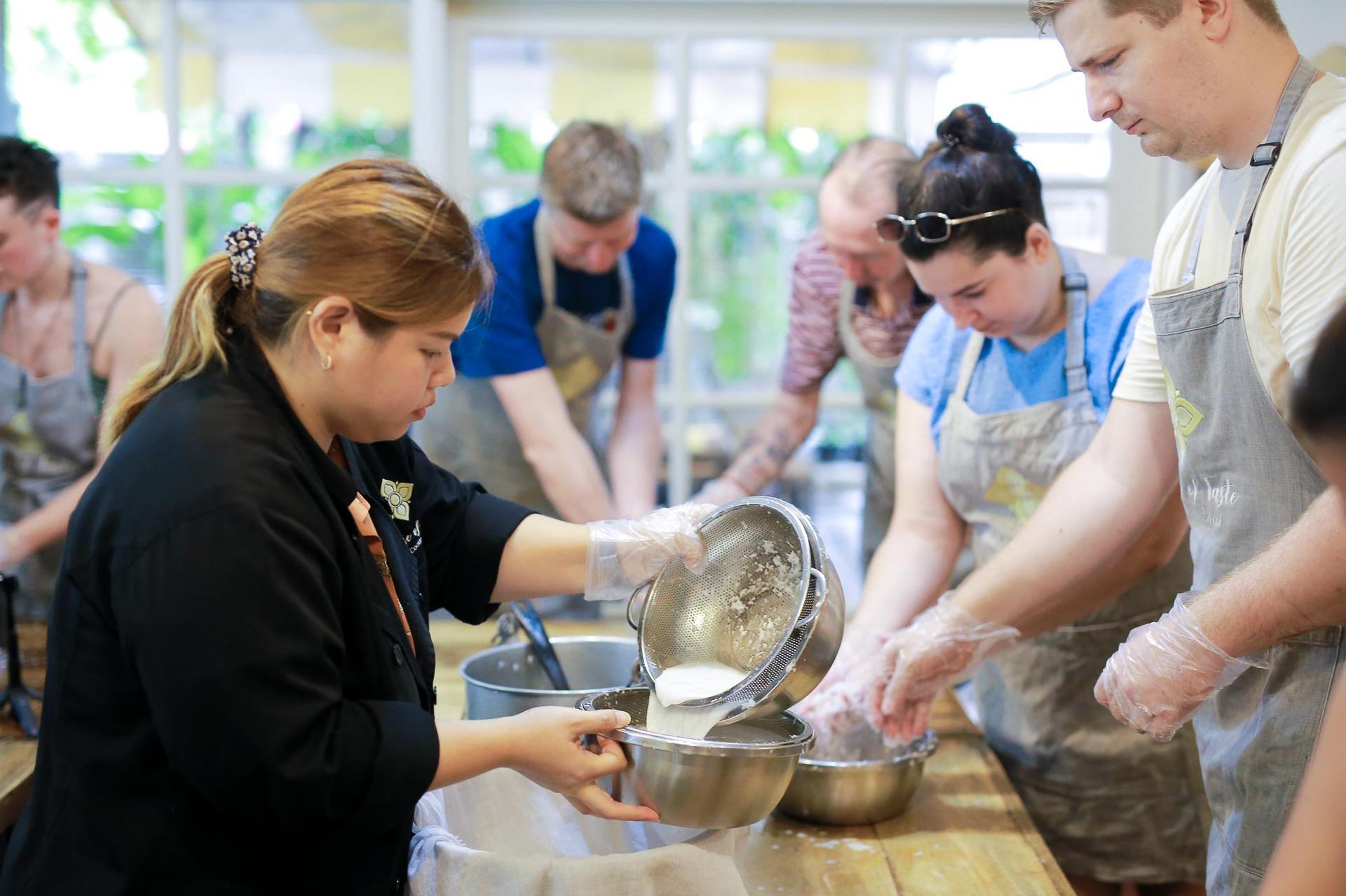 Bangkok: Hands-on Thai Cooking Class and Market Tour - Thumbnail 10