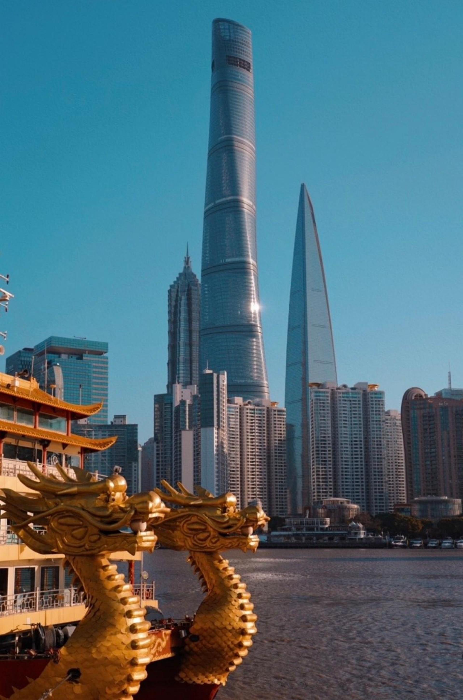 Huangpu Night Cruise: Cozy Vibe & Modern Shanghai Glow - Thumbnail 8