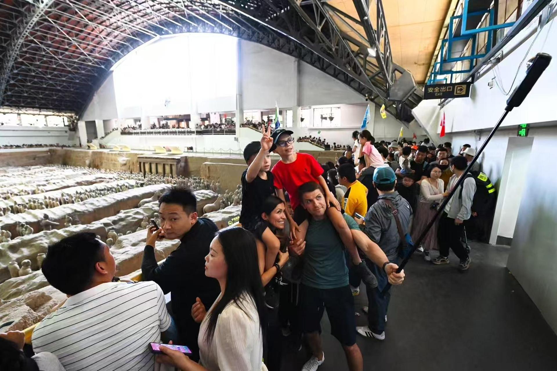 Xi'an:Terracotta Army Museum Walking Tour with Entry Tickets - Thumbnail 7