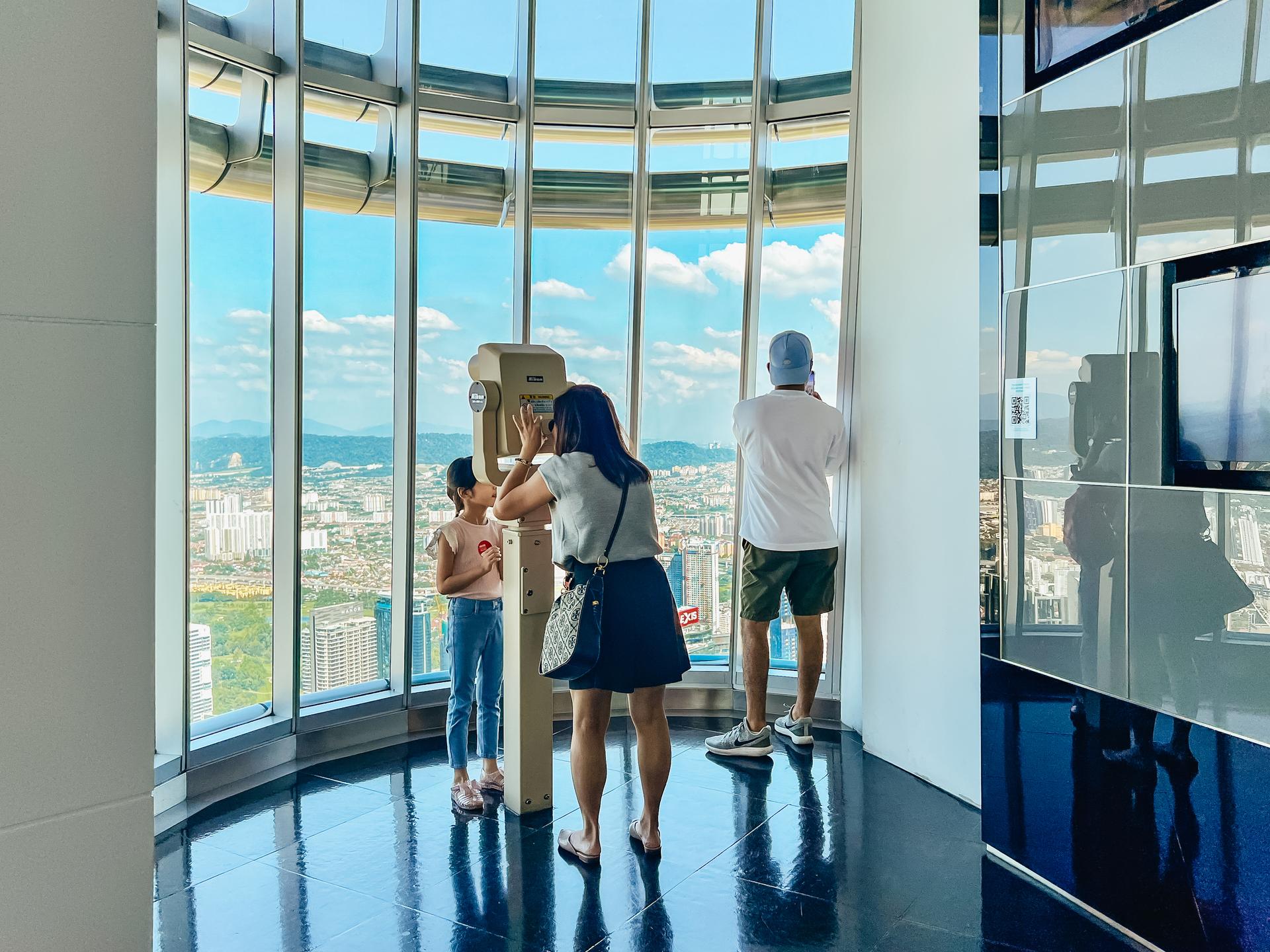 Kuala Lumpur: Skip-the-Line Petronas Twin Towers E-Ticket - Thumbnail 8