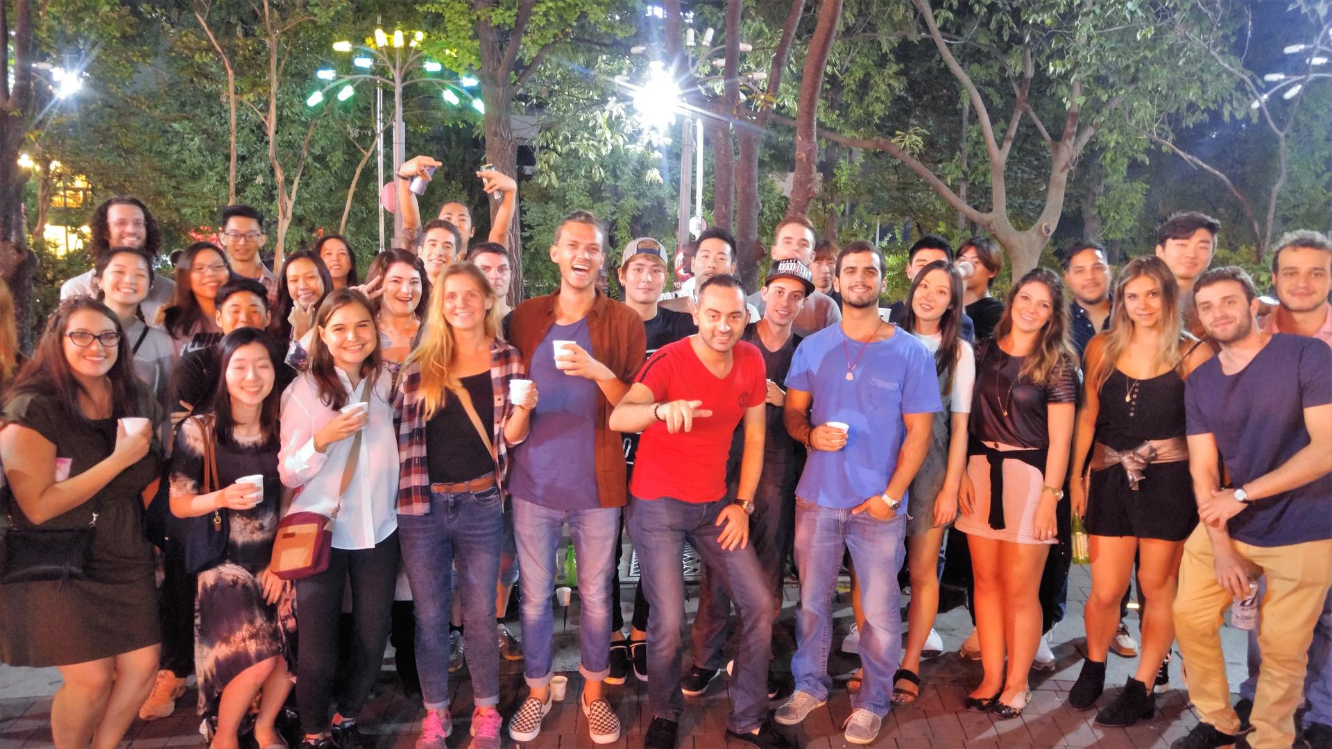 Seoul: Pub Crawl - Thumbnail 10