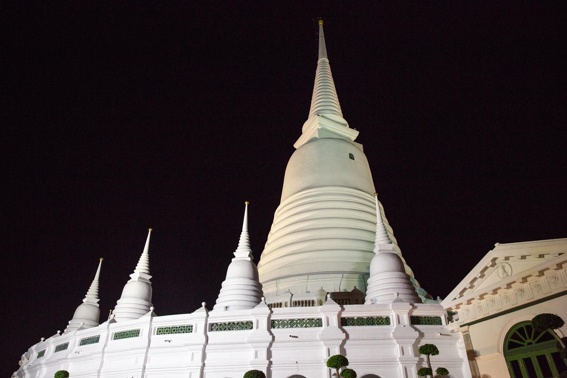 Bangkok: Markets, Temples and Food Night Tour by Tuk Tuk - Thumbnail 8