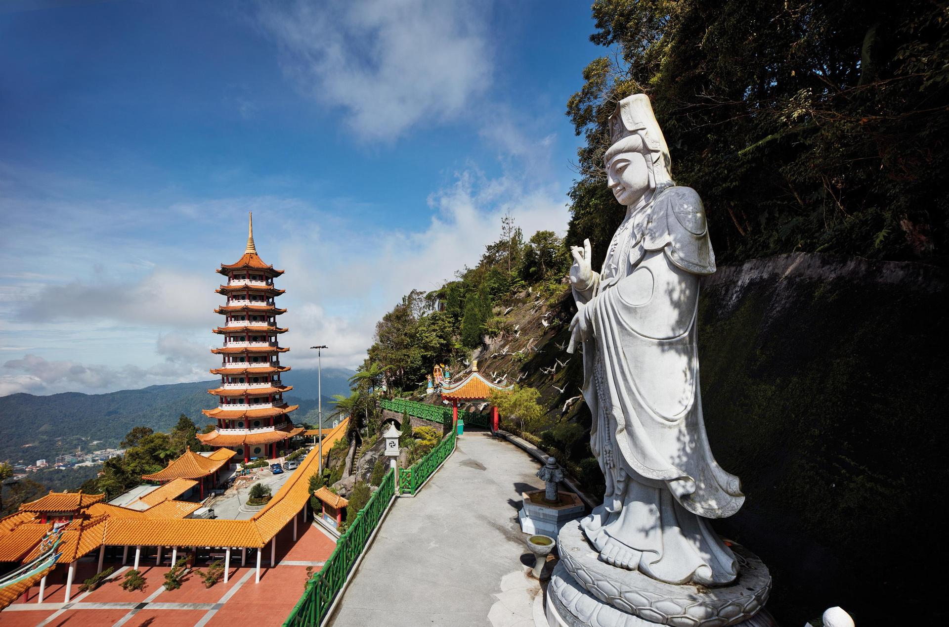 Kuala Lumpur: Genting Highlands & Batu Caves Day Trip - Thumbnail 10