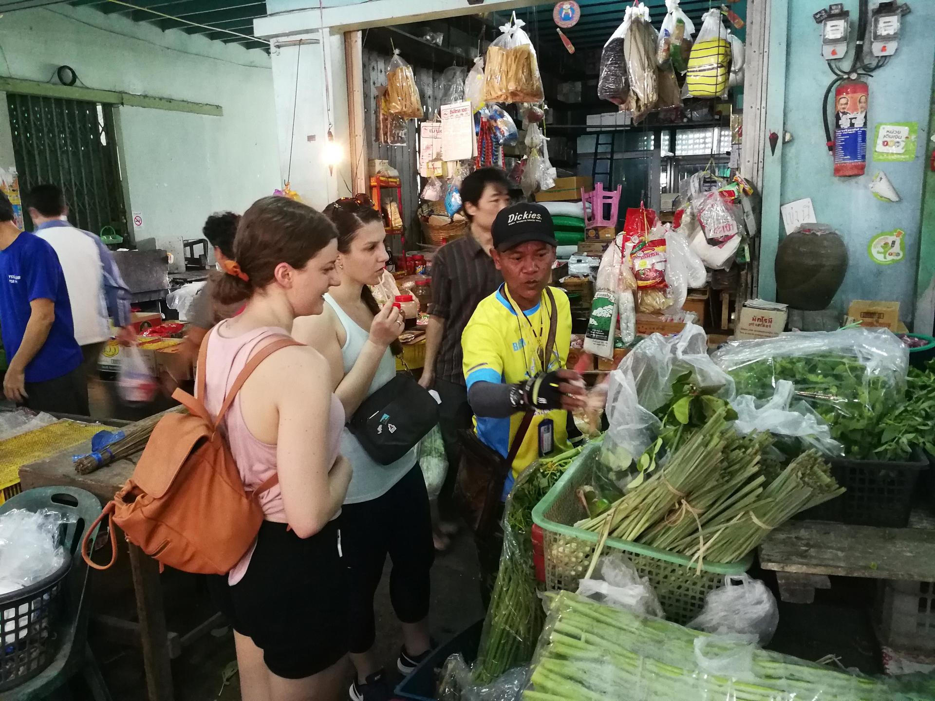 Bangkok: Bike and Canal Boat Tour with Lunch - Thumbnail 10