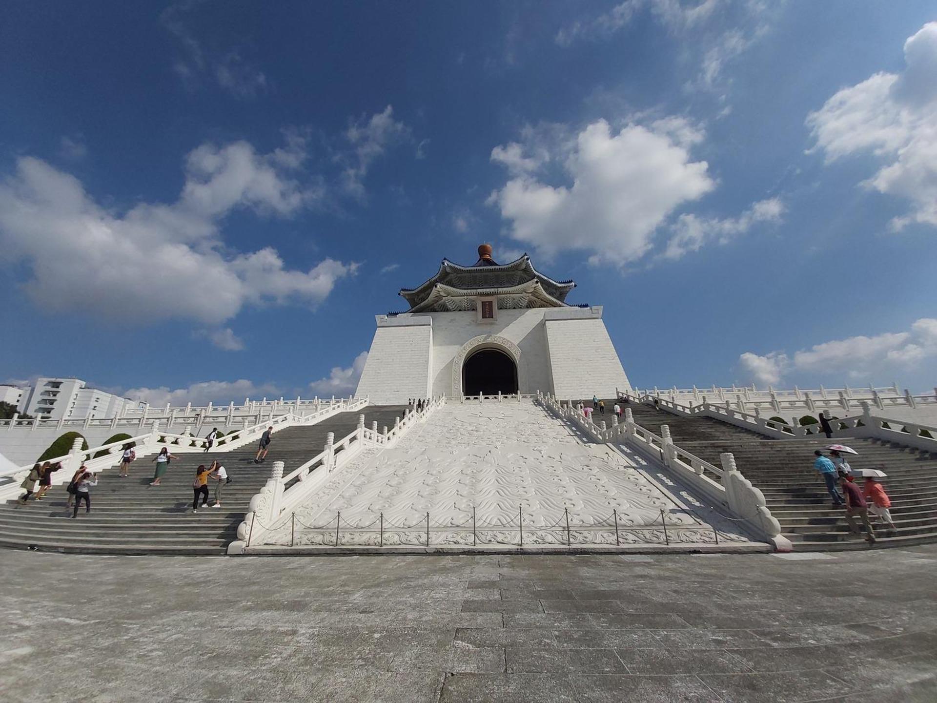 Taipei: Classic Landmarks Day Tour - Thumbnail 10