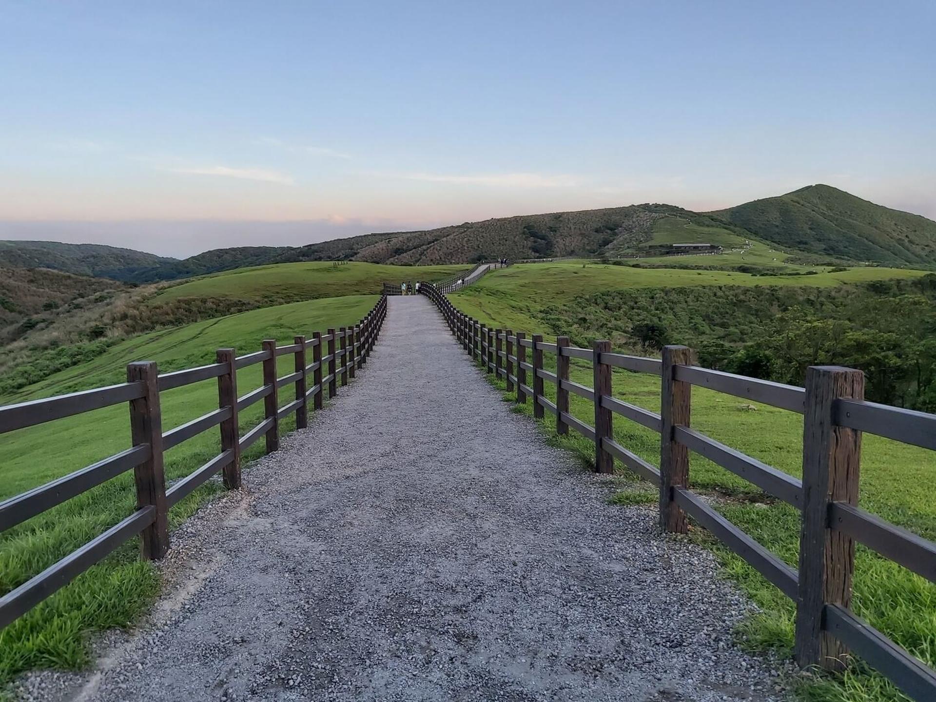 From Taipei: Beitou and Yangmingshan National Park Day Tour - Thumbnail 9