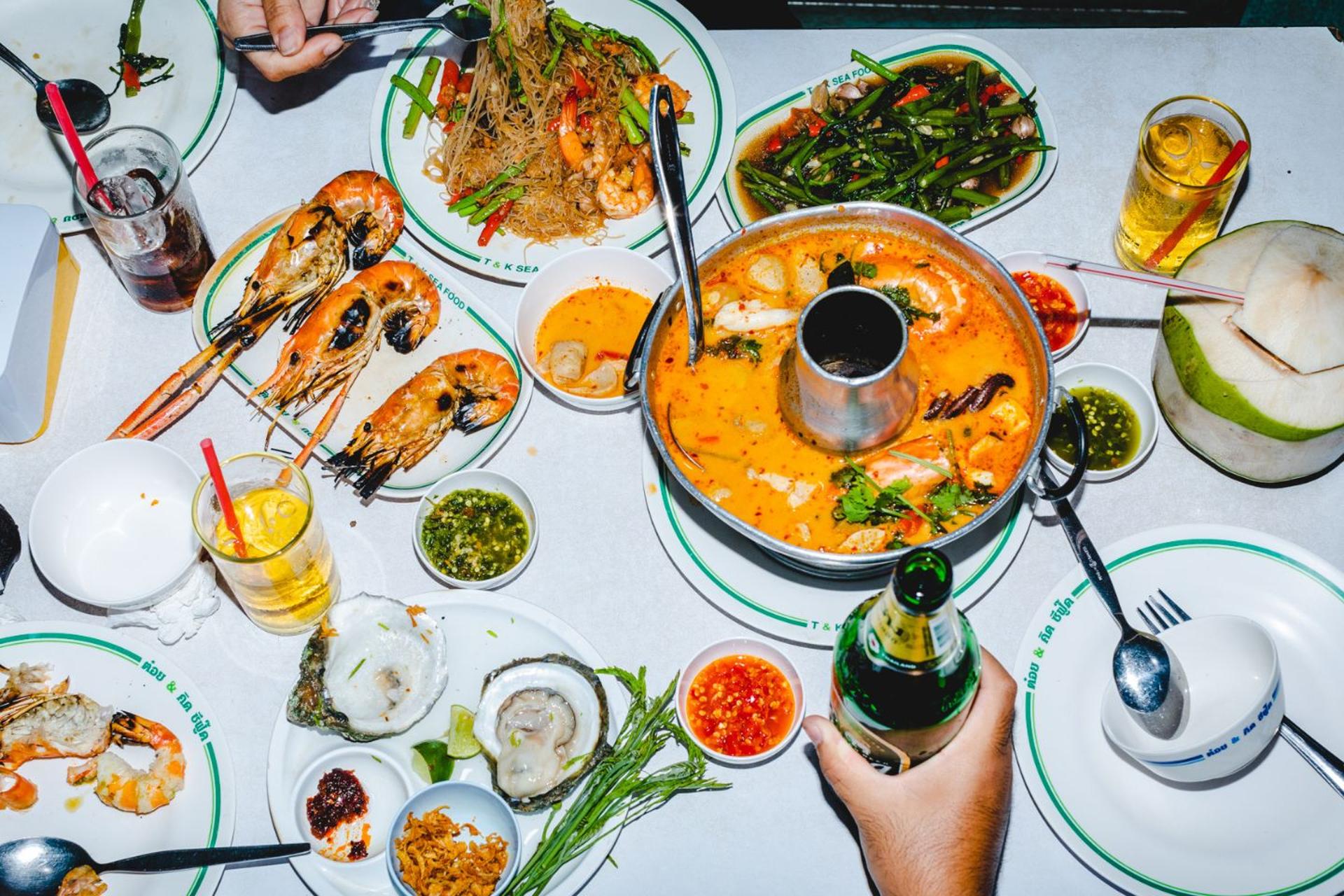 Bangkok: Backstreets Food Tour with 15+ Tastings - Thumbnail 6