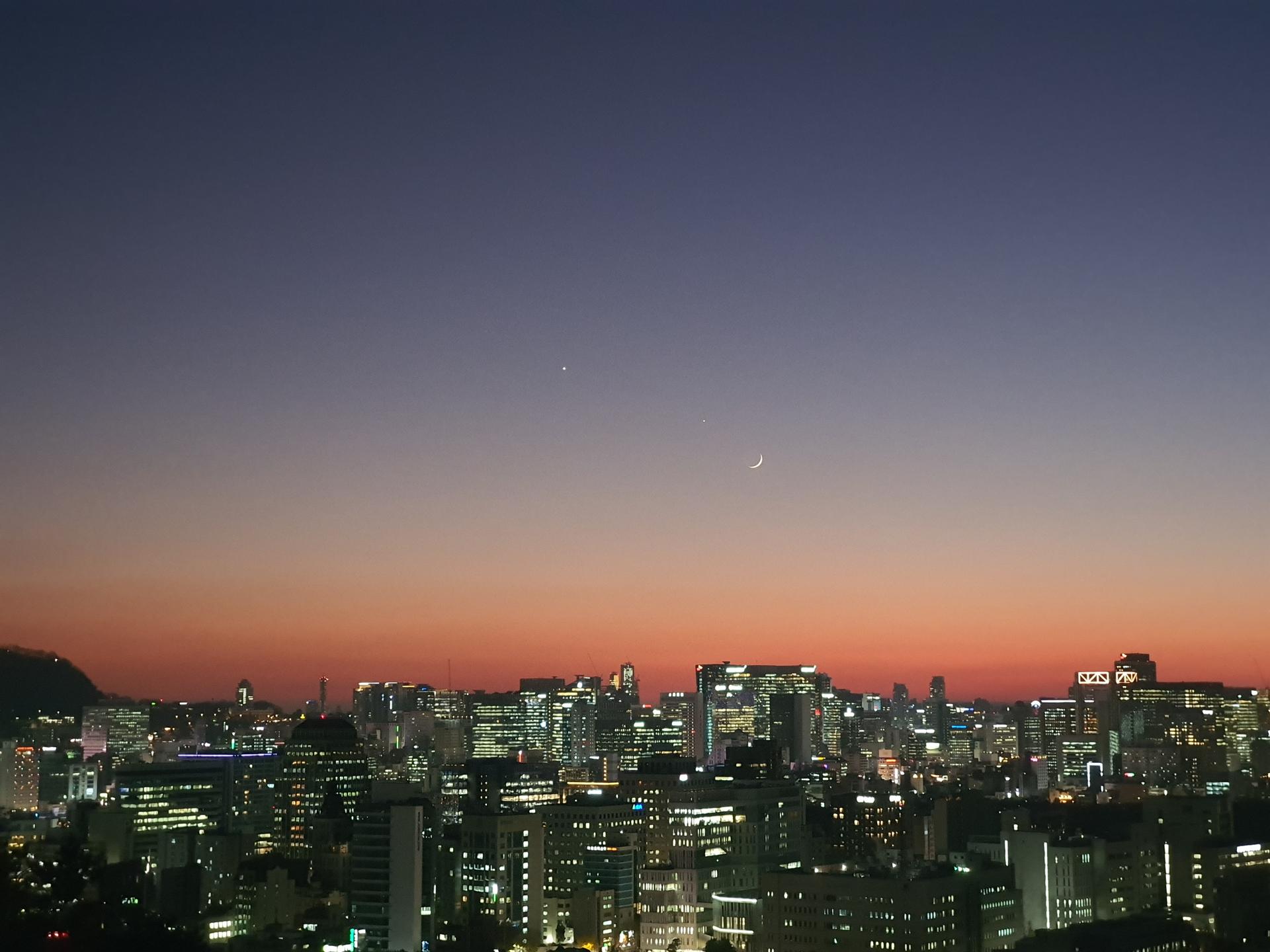 Seoul: Nighttime Hidden Gems Walking Tour - Thumbnail 6