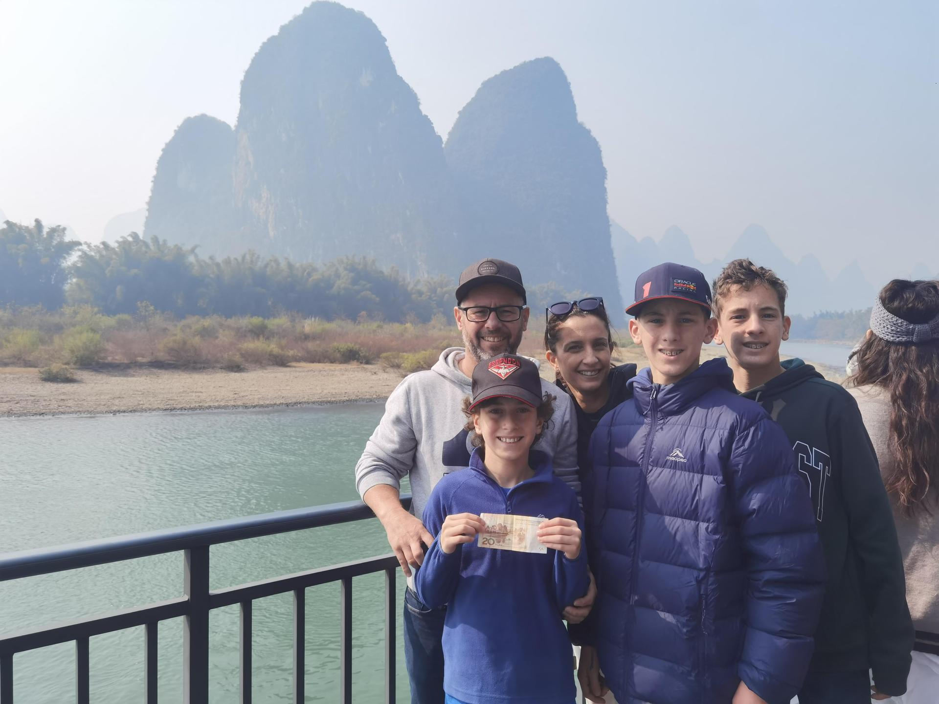 Li River Cruise with Yangshuo Countryside Tours - Thumbnail 5