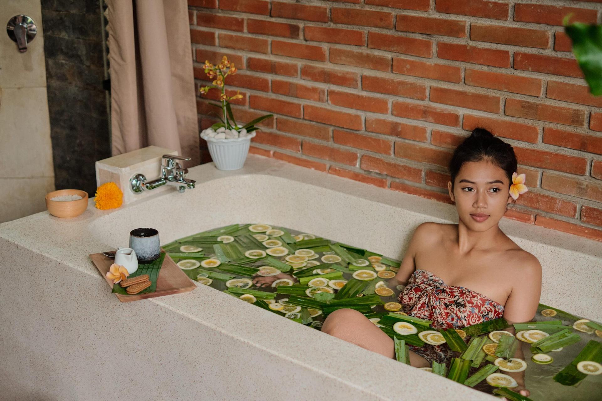 Ubud: 2-Hour Spa with Flower Bath & Rice Field View - Thumbnail 5