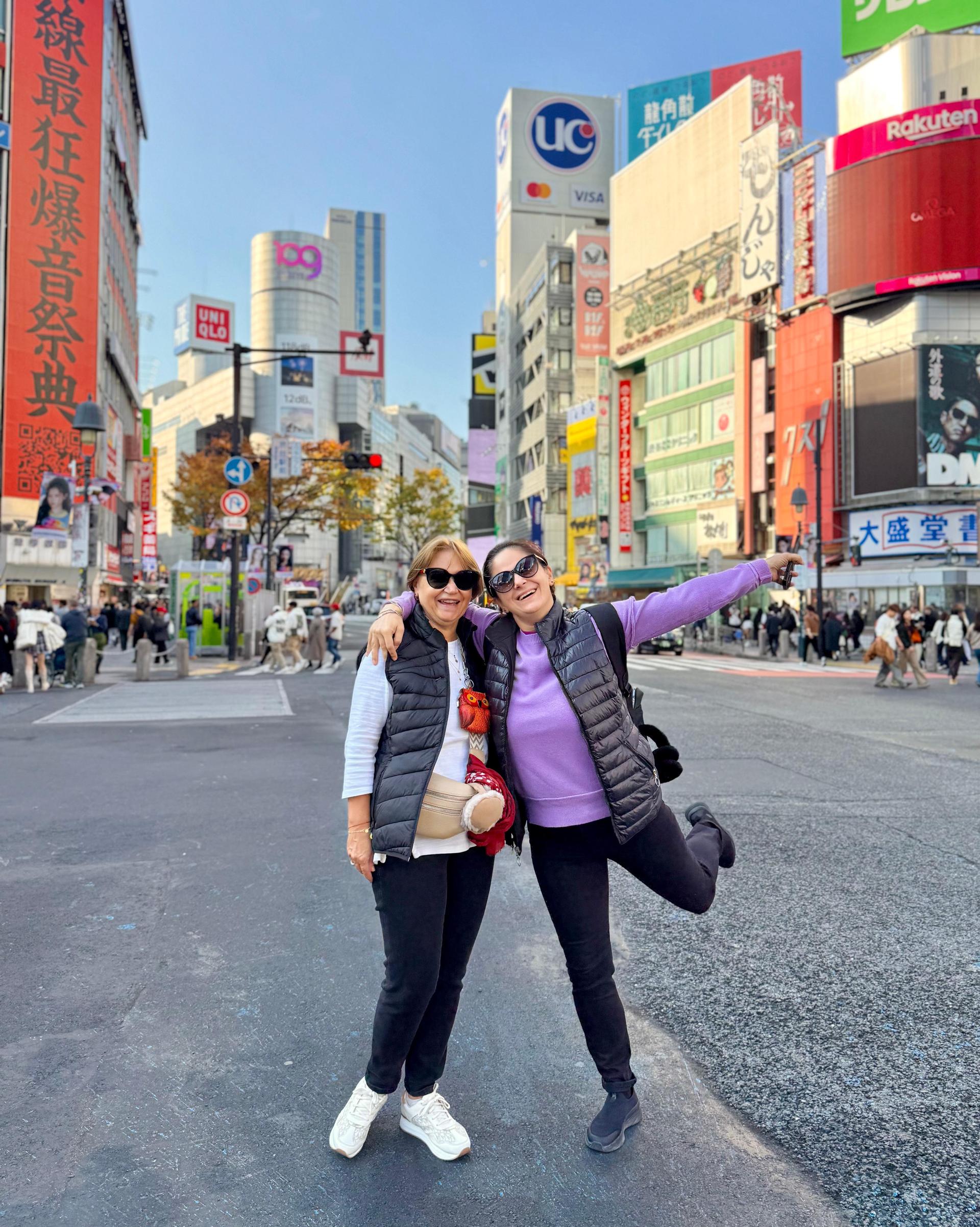 Tokyo: Private Customized 1 day Tour with Local Guides - Thumbnail 9