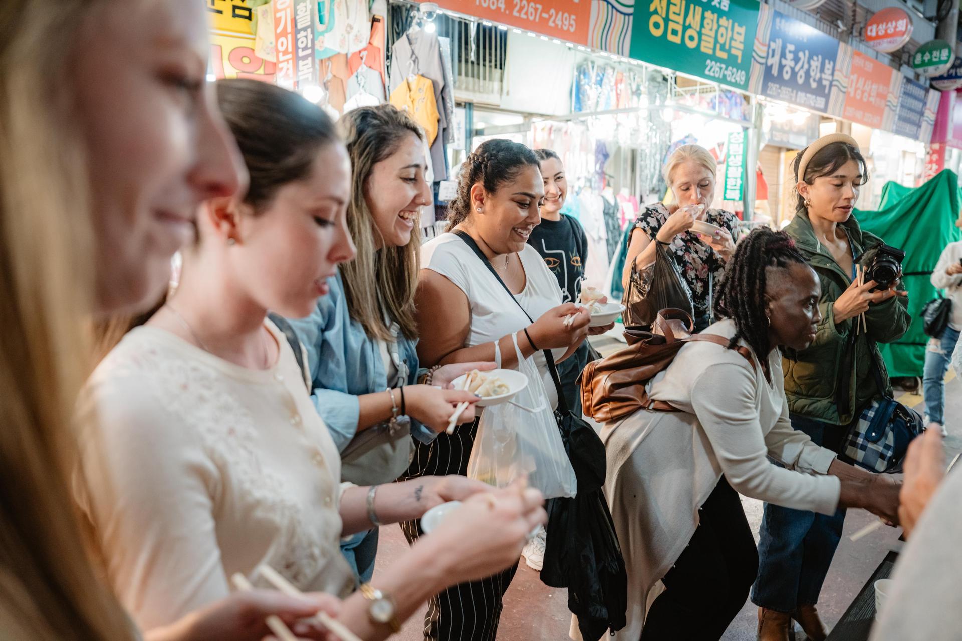Seoul: Night Market Food Tour with Local Guide - Thumbnail 9