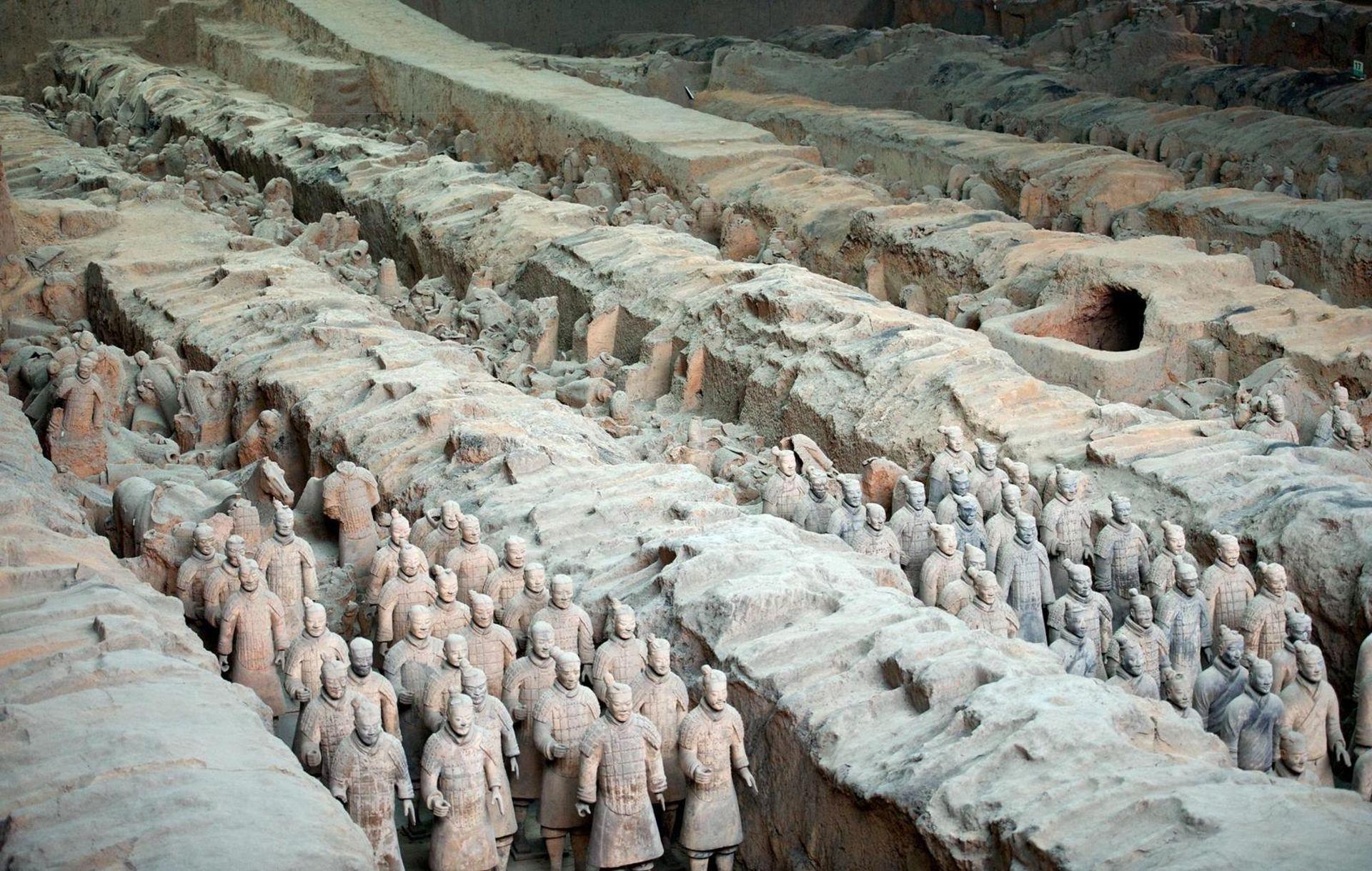 Xi'an:Terracotta Army Museum Walking Tour with Entry Tickets - Thumbnail 8