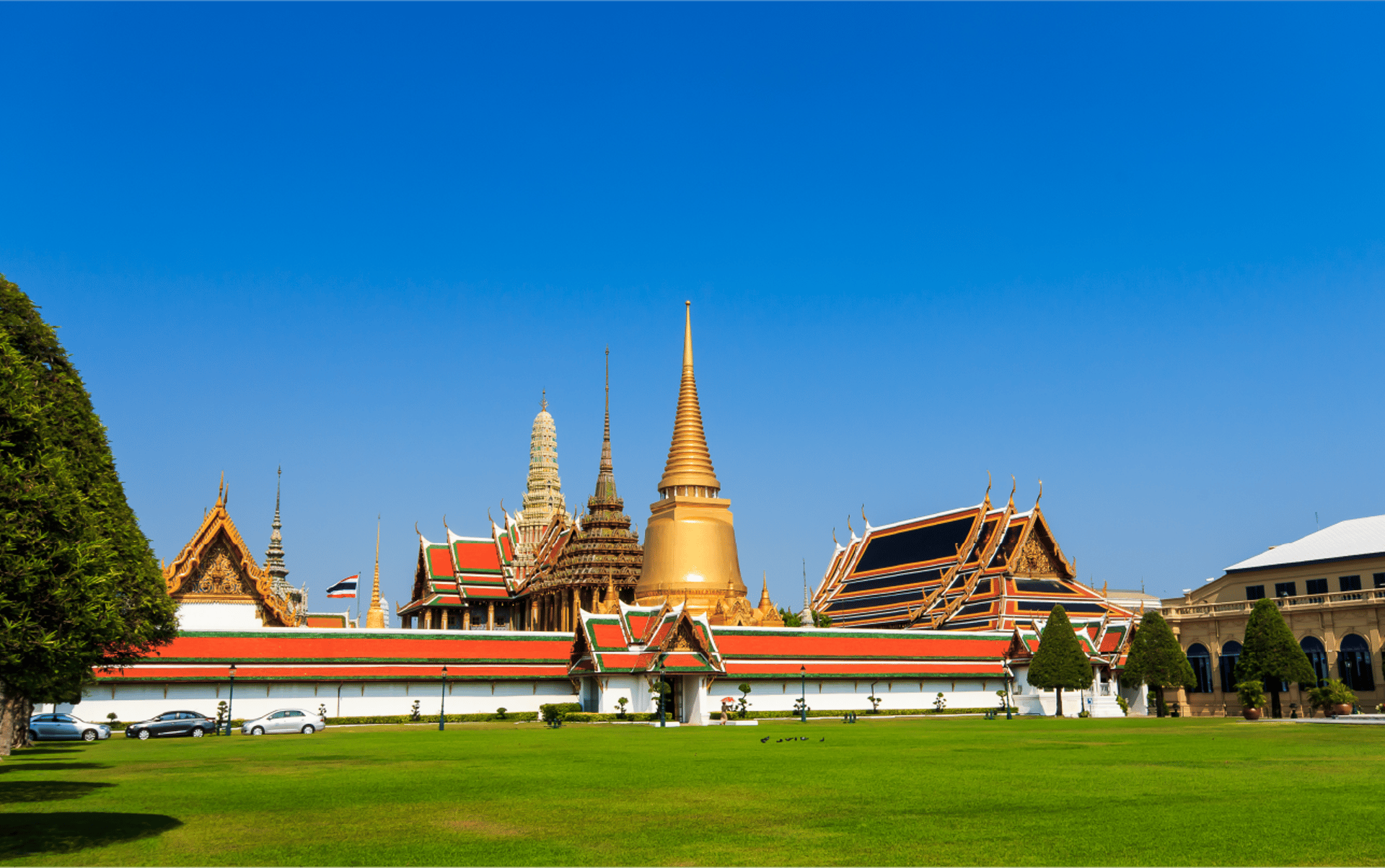 Bangkok: Grand Palace Skip-the-Line Entry Ticket - Thumbnail 4