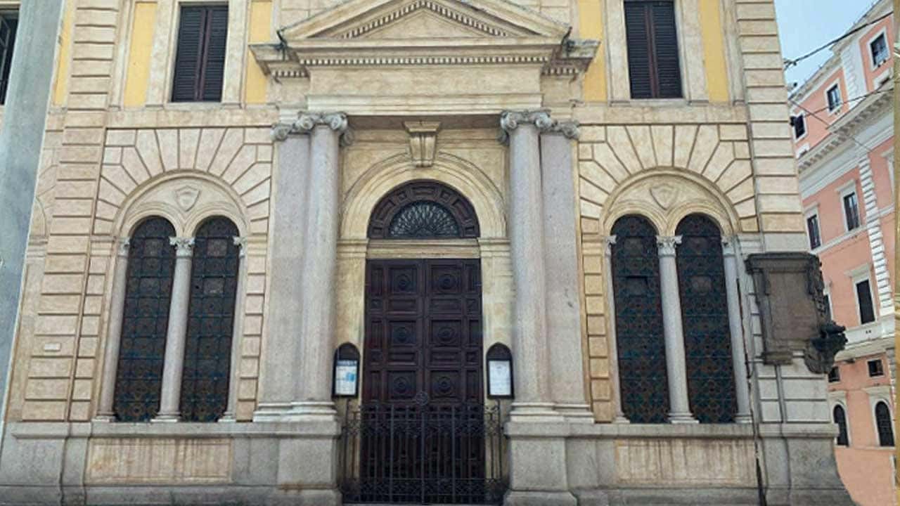 Colagem de mídia