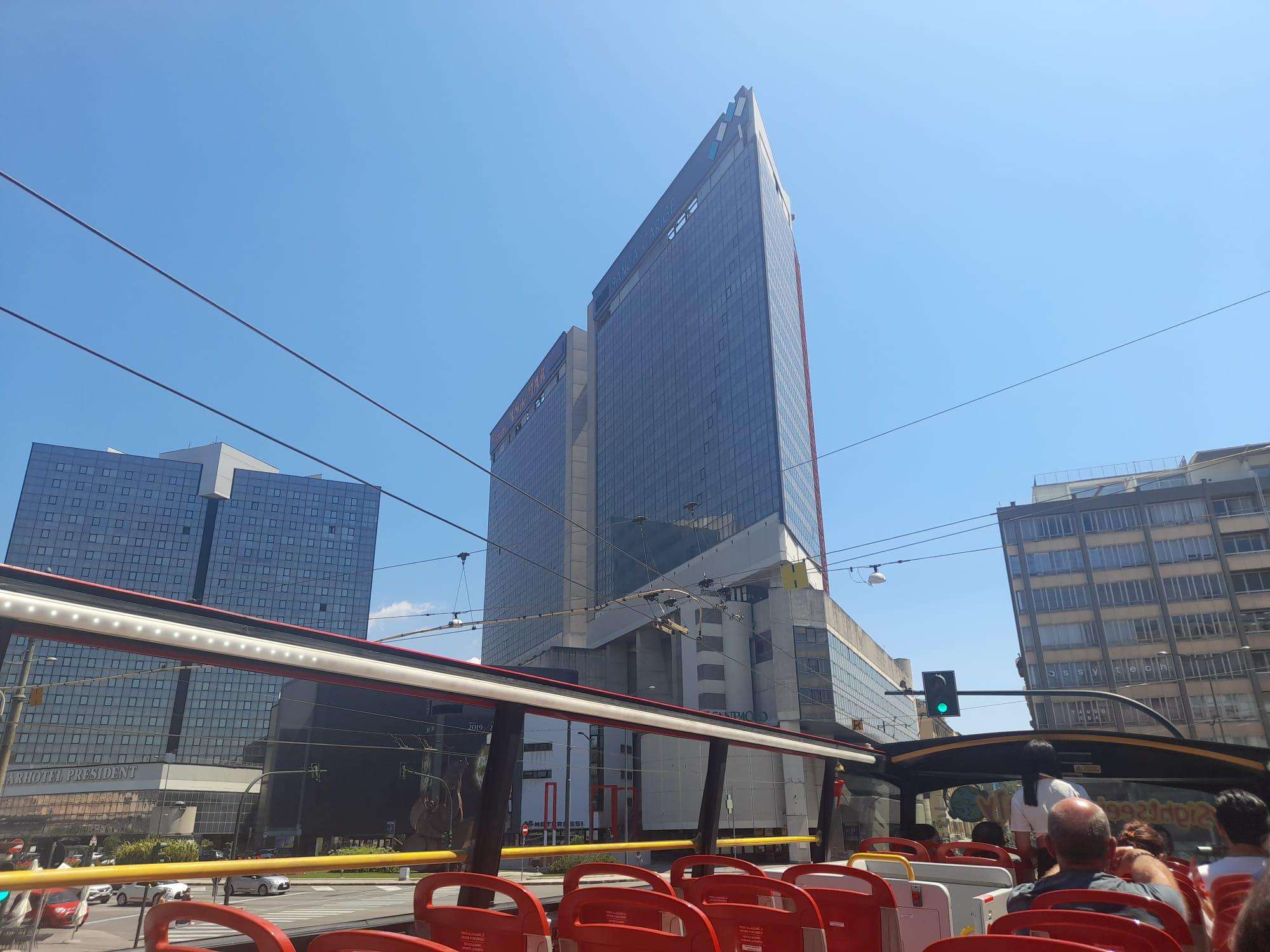 Colagem de mídia
