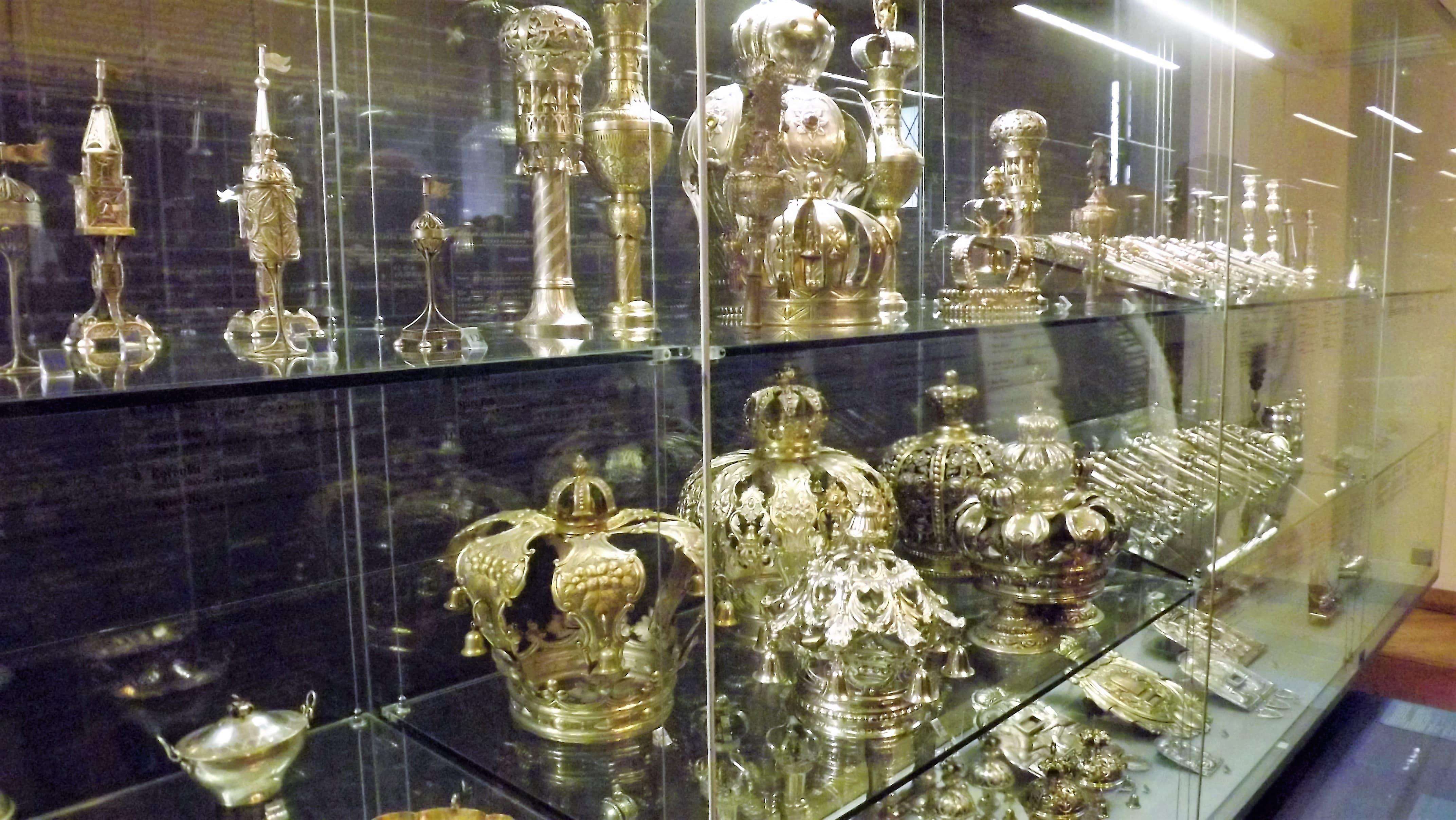 Colagem de mídia