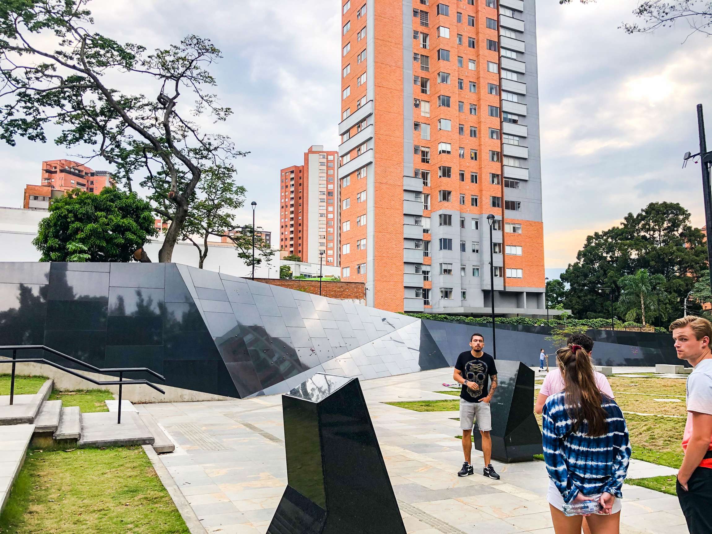 Colagem de mídia
