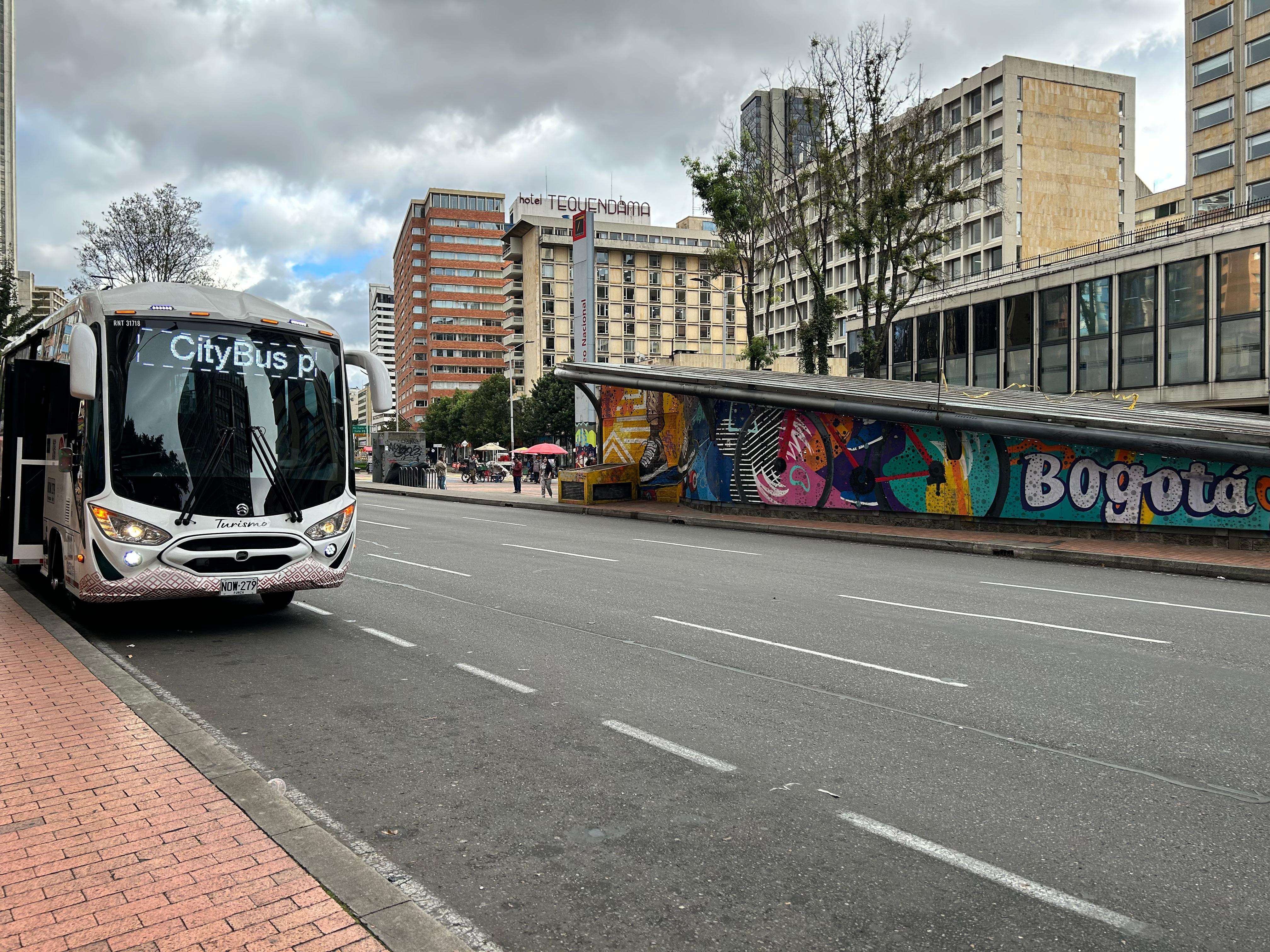 Colagem de mídia
