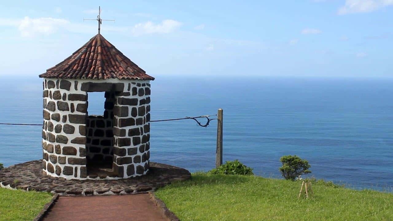 Colagem de mídia