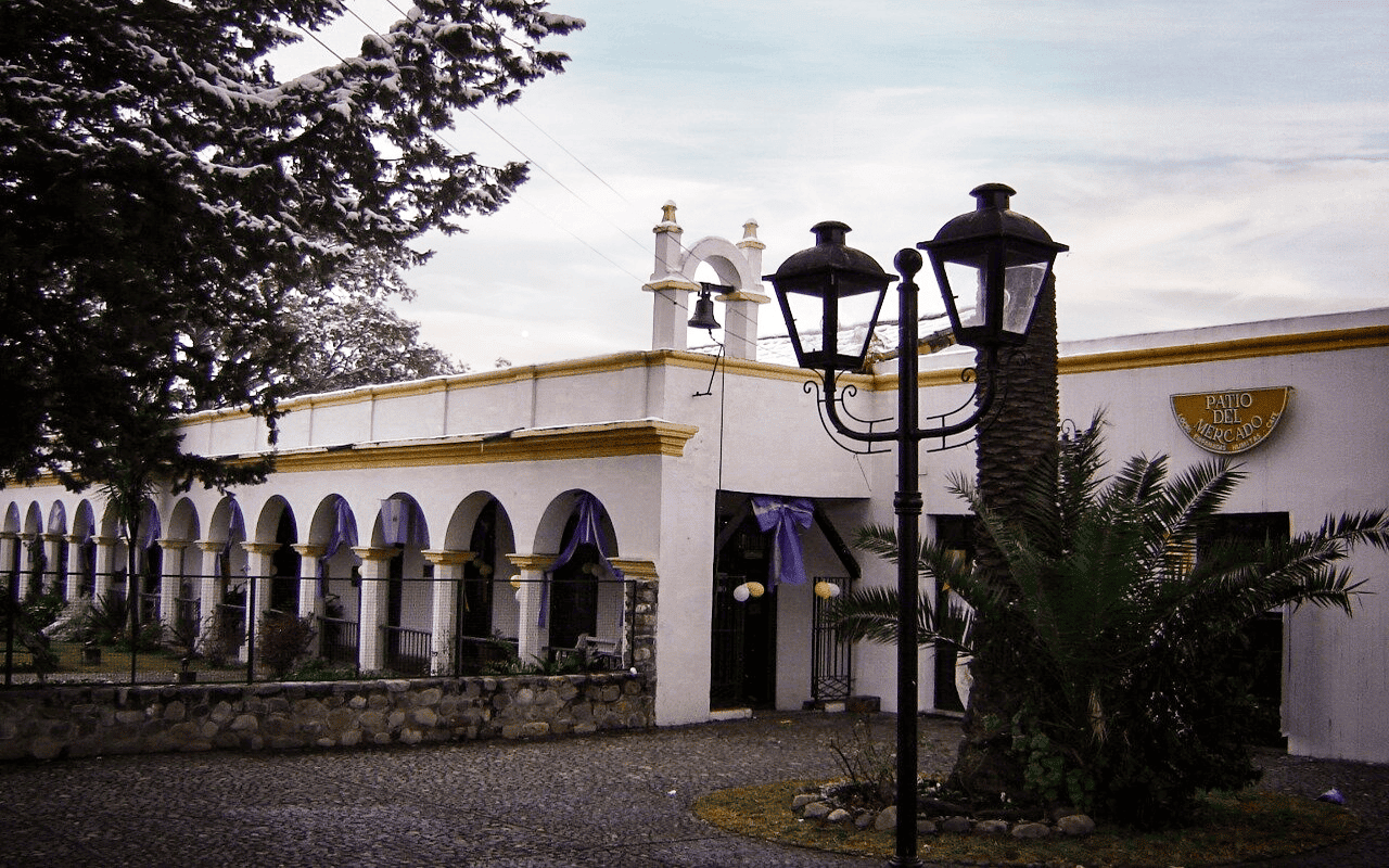 Colagem de mídia