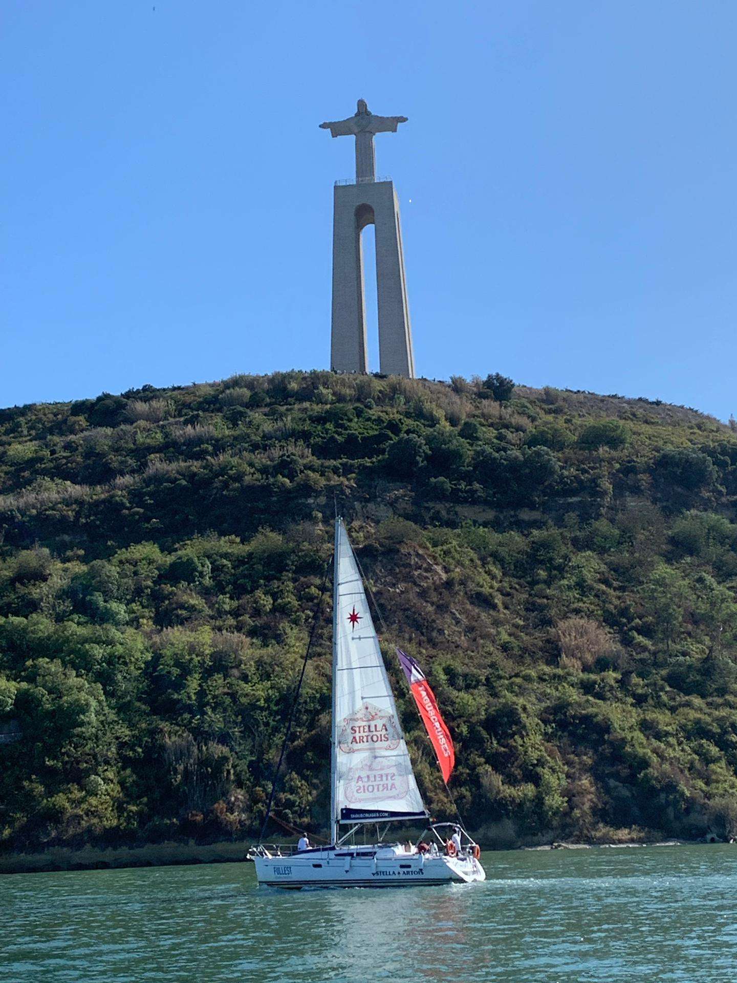Colagem de mídia