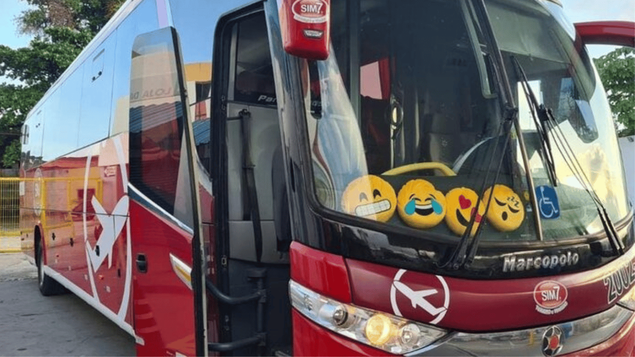 Colagem de mídia